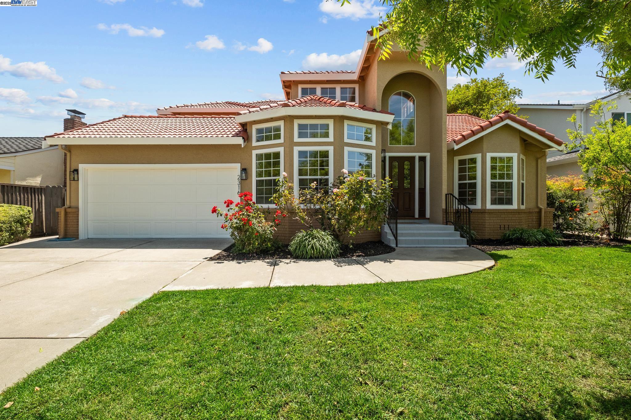Detail Gallery Image 1 of 1 For 2316 Tulip Rd, San Jose,  CA 95128 - 4 Beds | 3 Baths