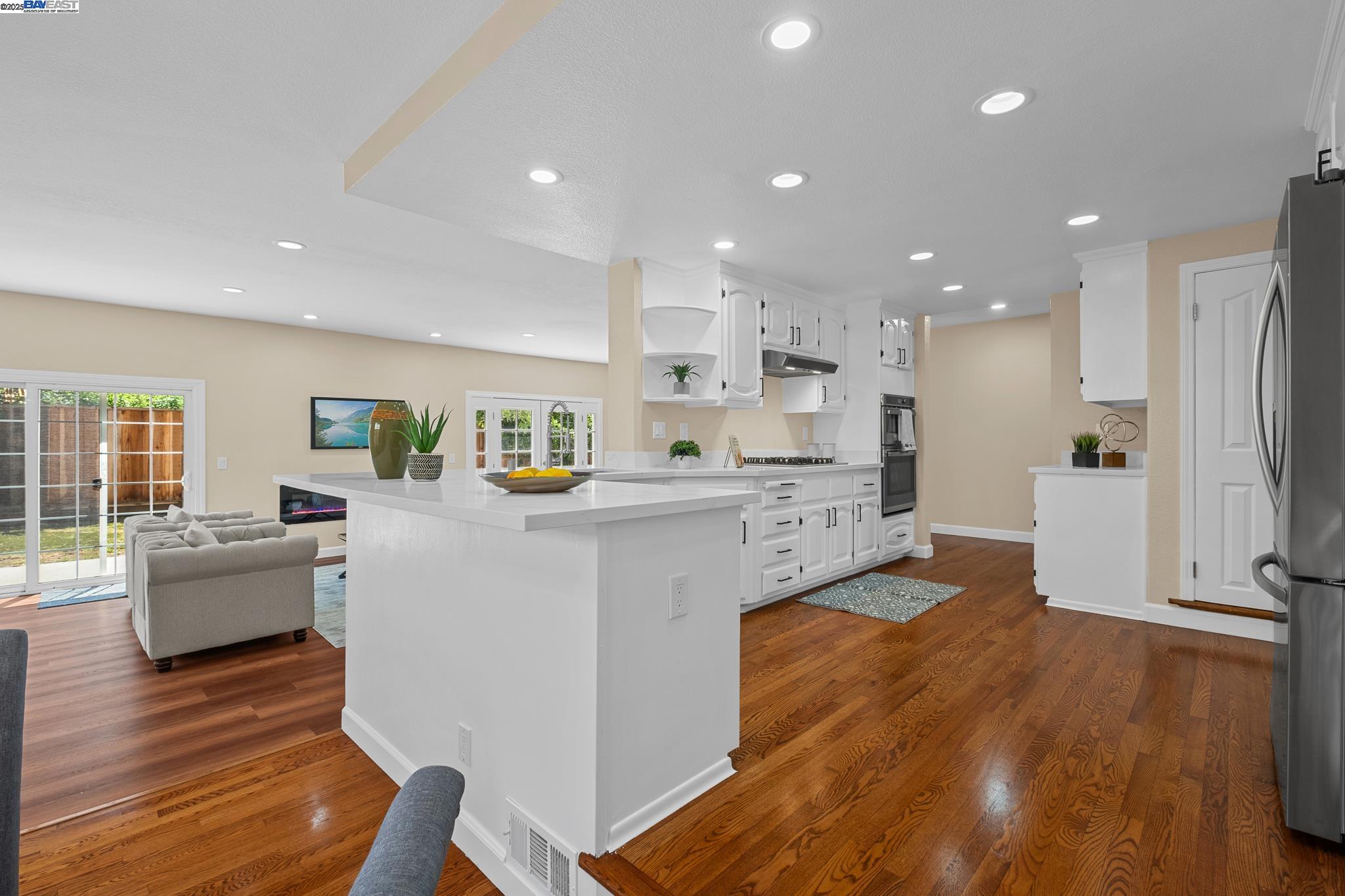 Detail Gallery Image 20 of 60 For 2316 Tulip Rd, San Jose,  CA 95128 - 4 Beds | 3 Baths