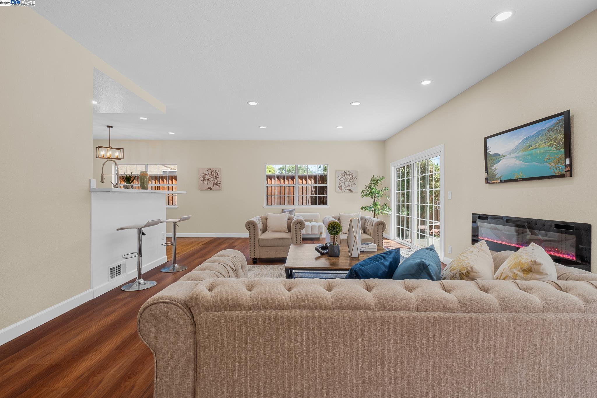 Detail Gallery Image 27 of 60 For 2316 Tulip Rd, San Jose,  CA 95128 - 4 Beds | 3 Baths