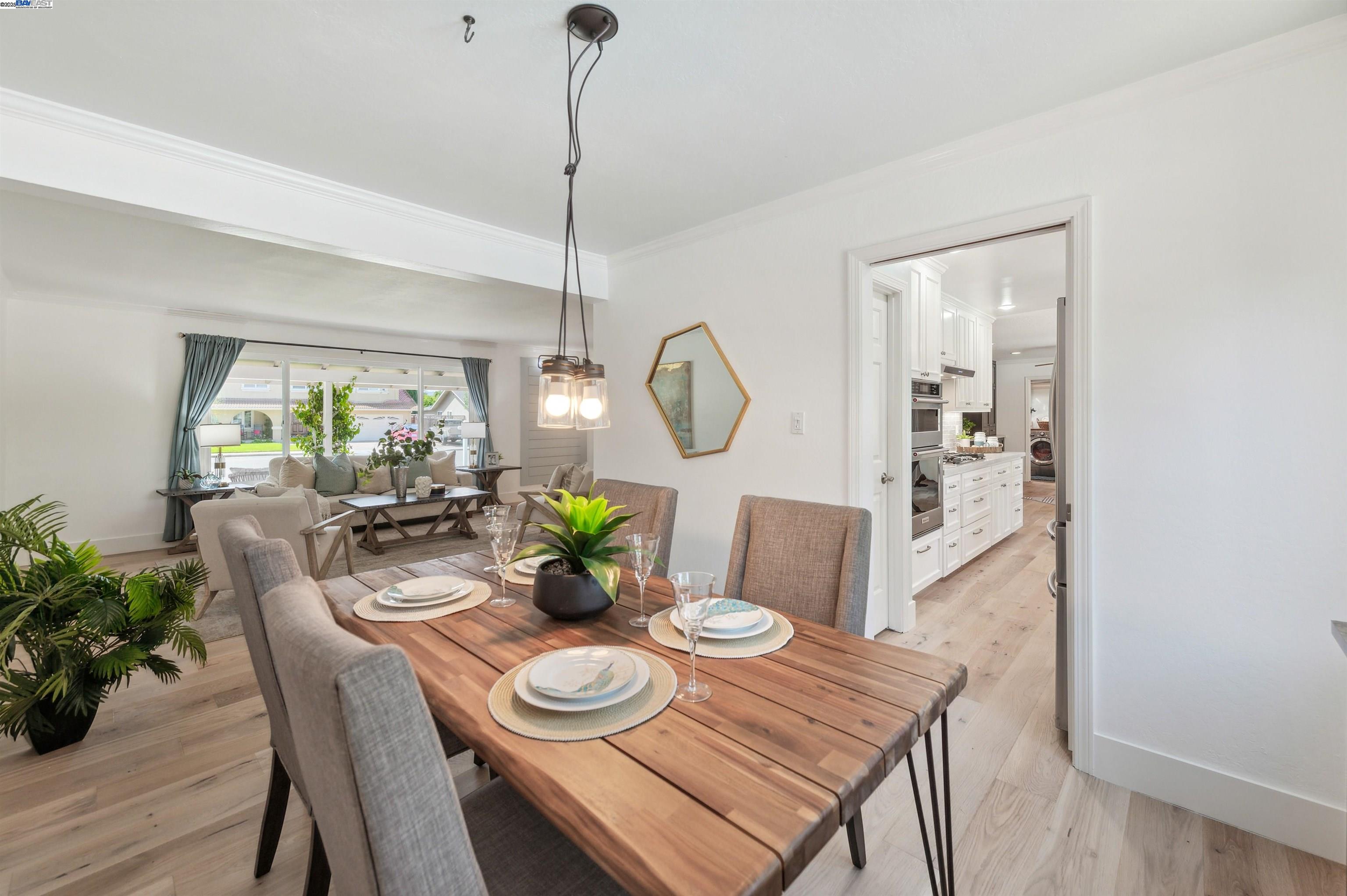 Detail Gallery Image 11 of 53 For 4839 Merganser Ct, Pleasanton,  CA 94566 - 4 Beds | 3 Baths