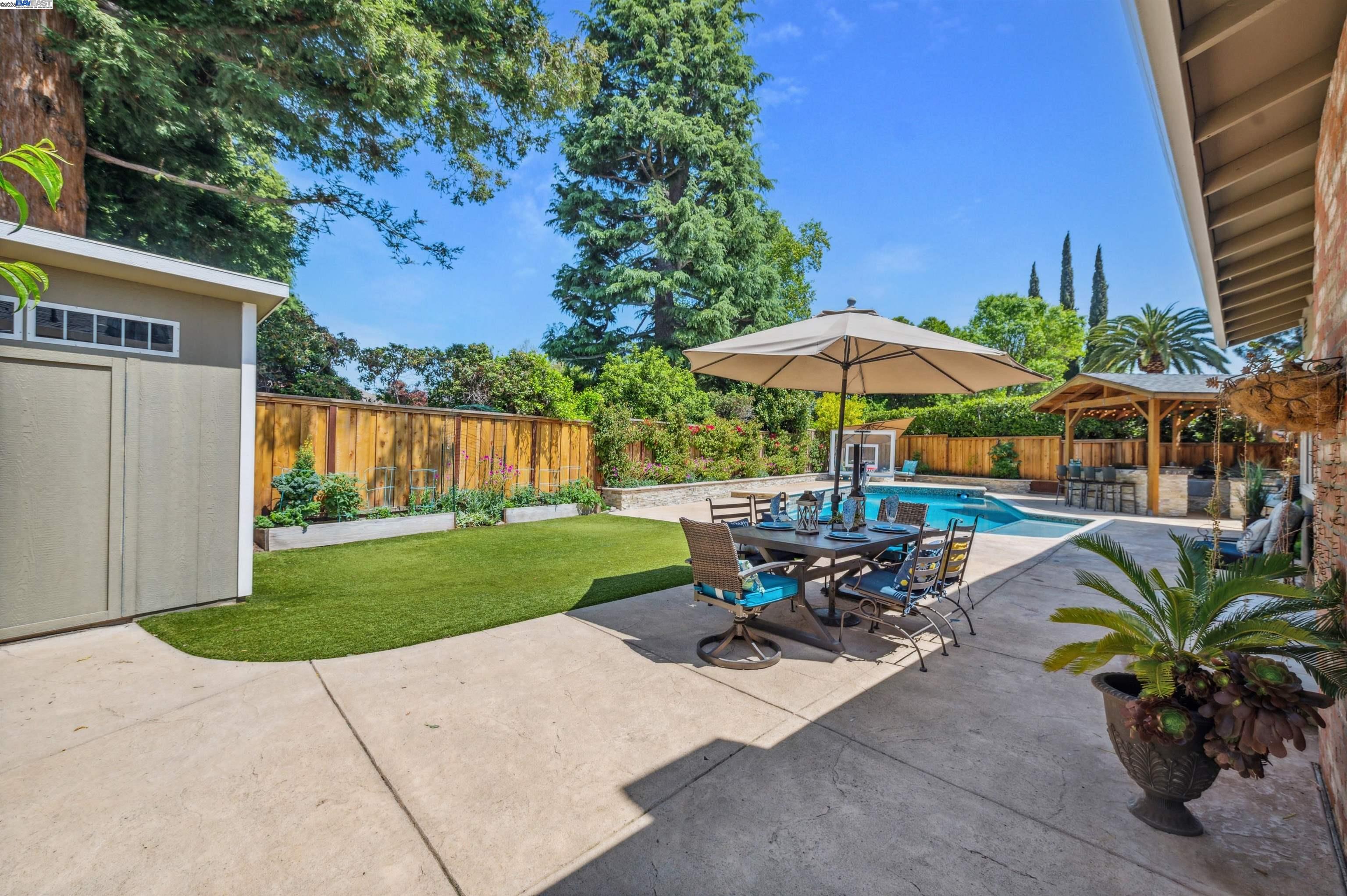 Detail Gallery Image 35 of 53 For 4839 Merganser Ct, Pleasanton,  CA 94566 - 4 Beds | 3 Baths