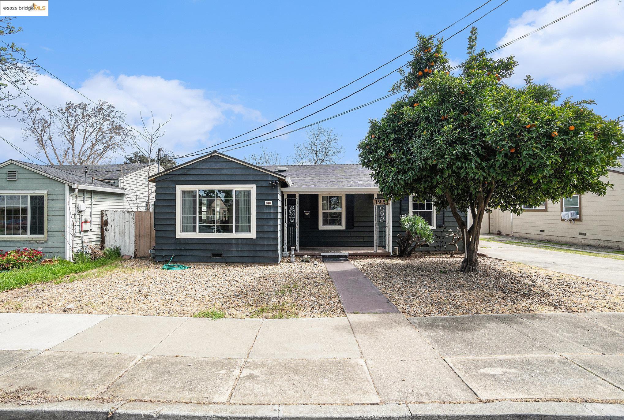Detail Gallery Image 1 of 1 For 1951 Evergreen Ave, Antioch,  CA 94509 - 3 Beds | 1 Baths