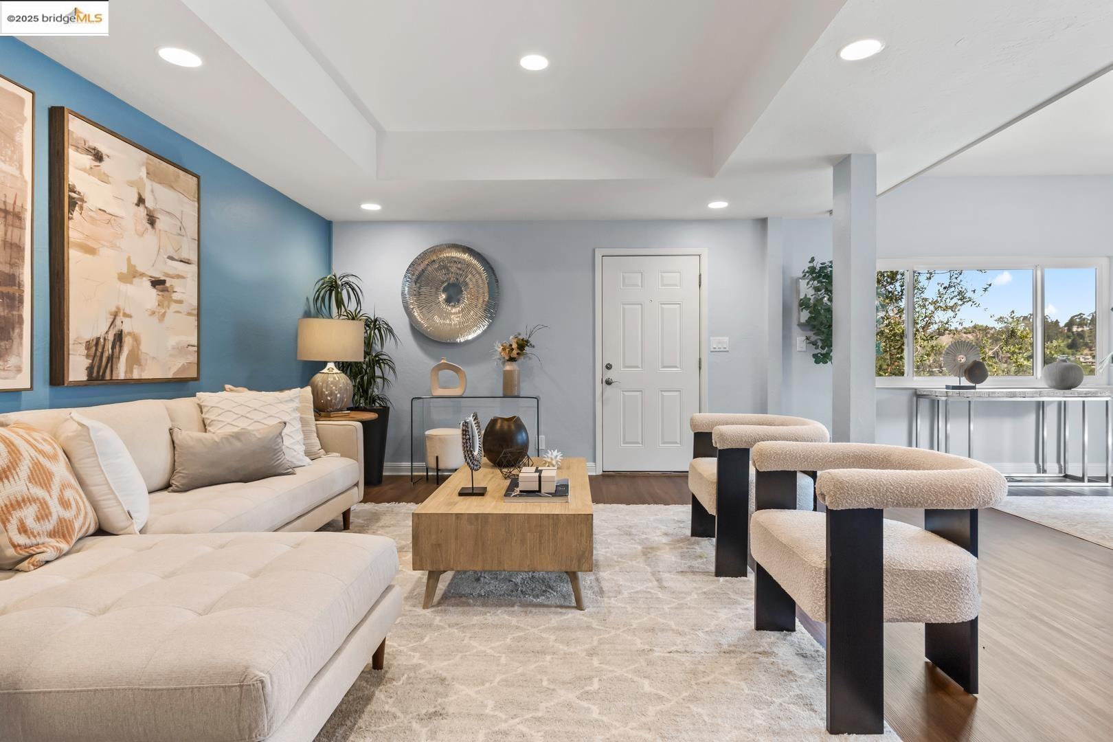 6533 Chelton DR, Oakland, California 94611, 4 Bedrooms Bedrooms, 11 Rooms Rooms,3 BathroomsBathrooms,Residential,For Sale,6533 Chelton DR,41091798
