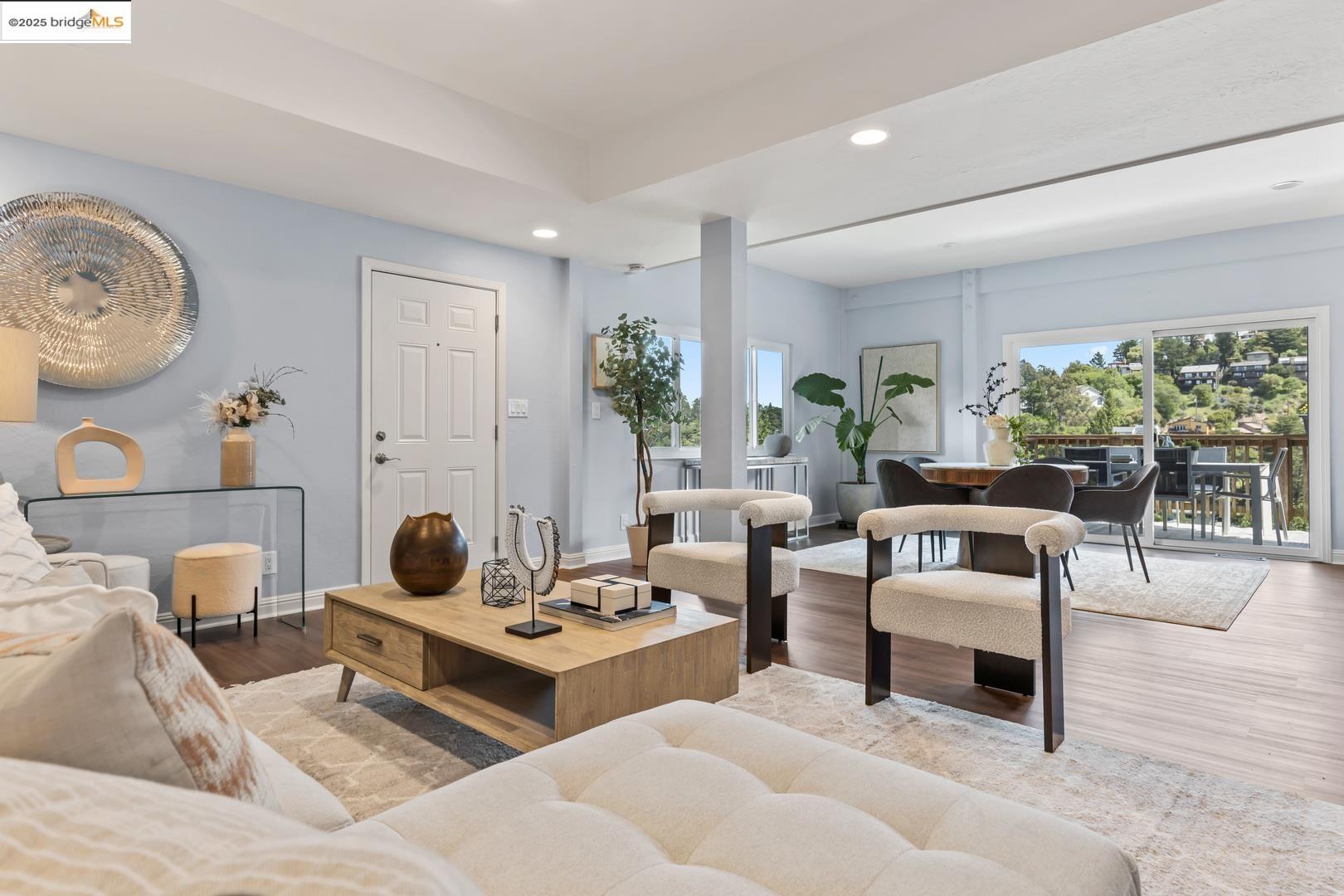 6533 Chelton DR, Oakland, California 94611, 4 Bedrooms Bedrooms, 11 Rooms Rooms,3 BathroomsBathrooms,Residential,For Sale,6533 Chelton DR,41091798