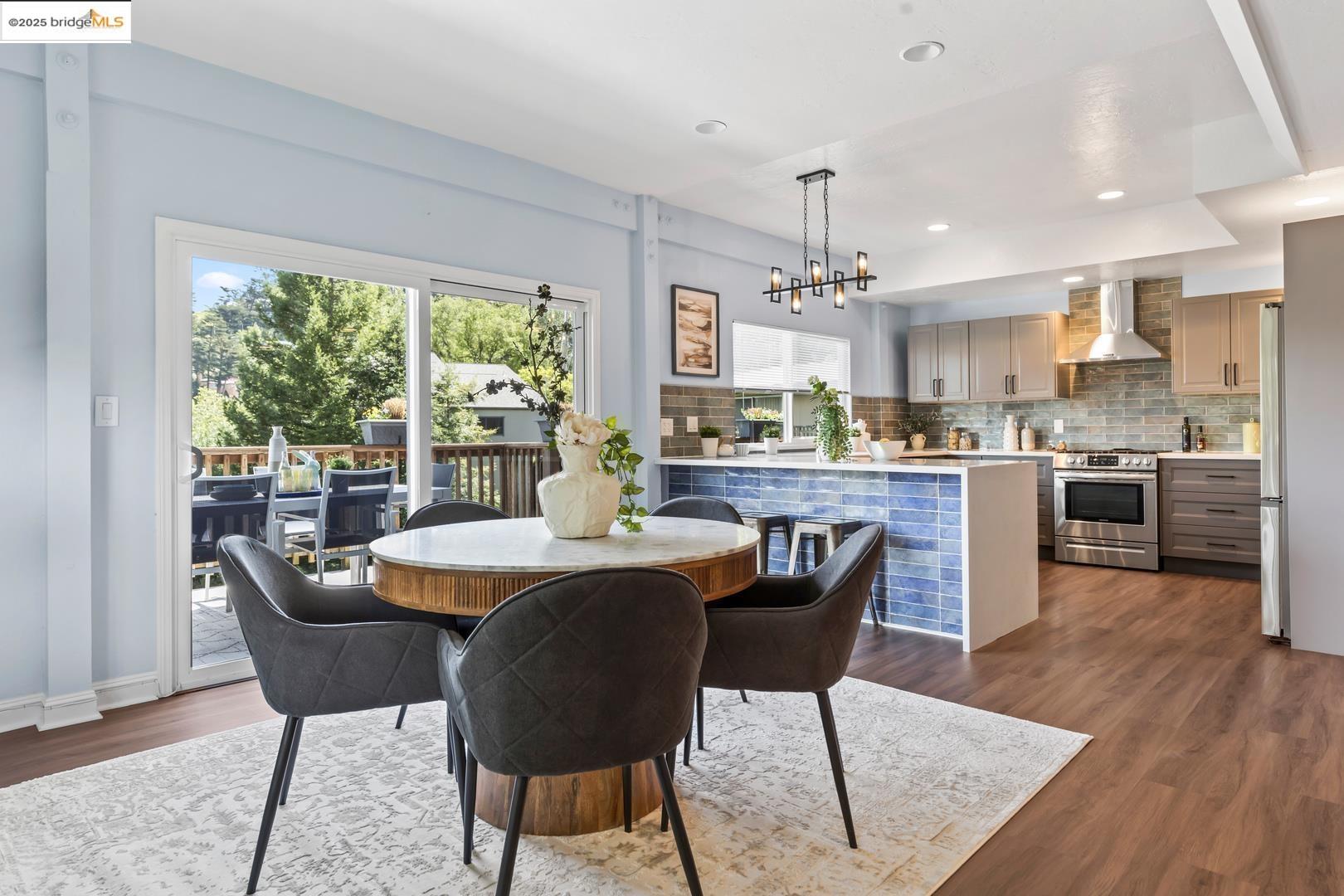 6533 Chelton DR, Oakland, California 94611, 4 Bedrooms Bedrooms, 11 Rooms Rooms,3 BathroomsBathrooms,Residential,For Sale,6533 Chelton DR,41091798
