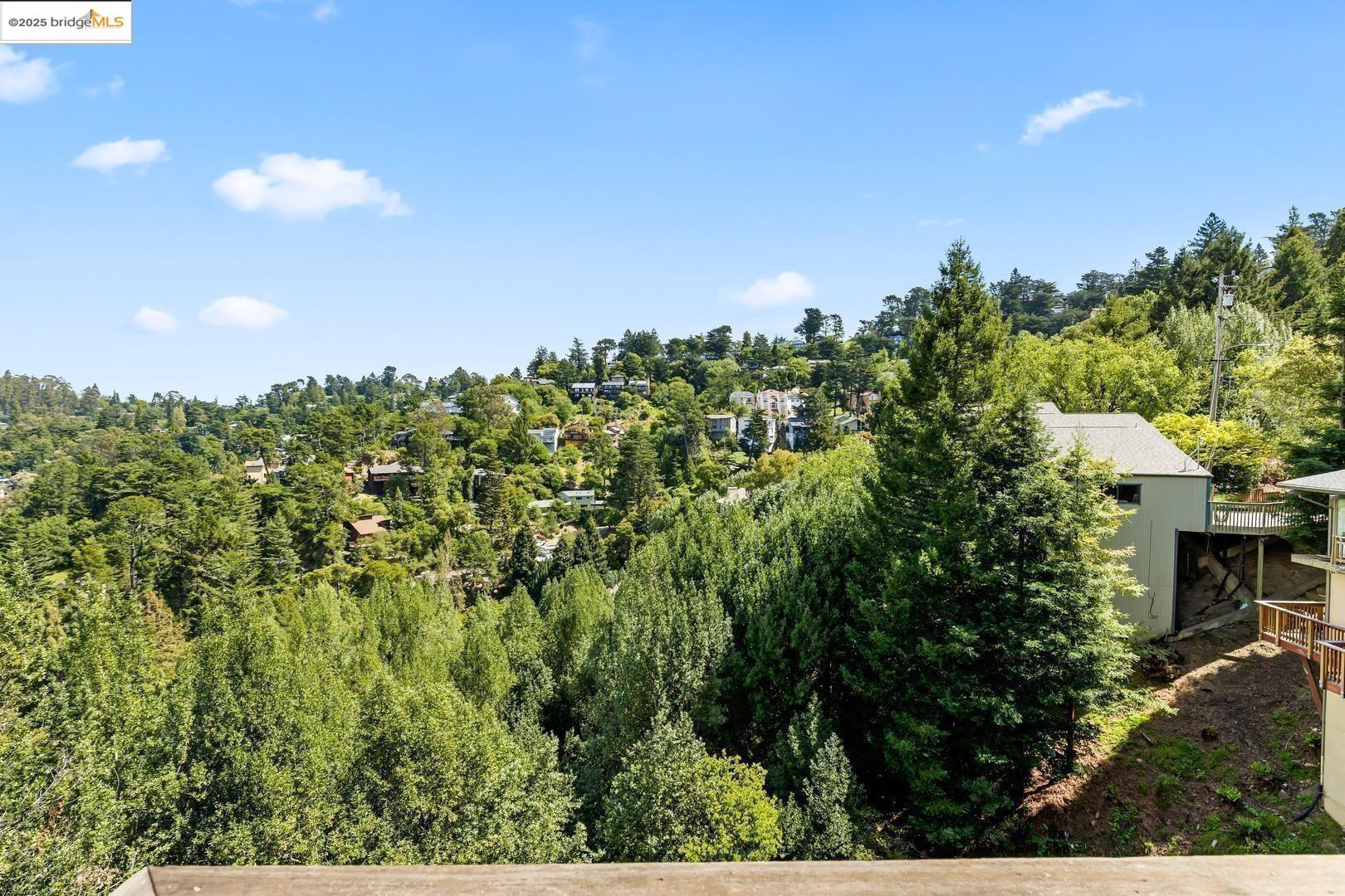 6533 Chelton DR, Oakland, California 94611, 4 Bedrooms Bedrooms, 11 Rooms Rooms,3 BathroomsBathrooms,Residential,For Sale,6533 Chelton DR,41091798