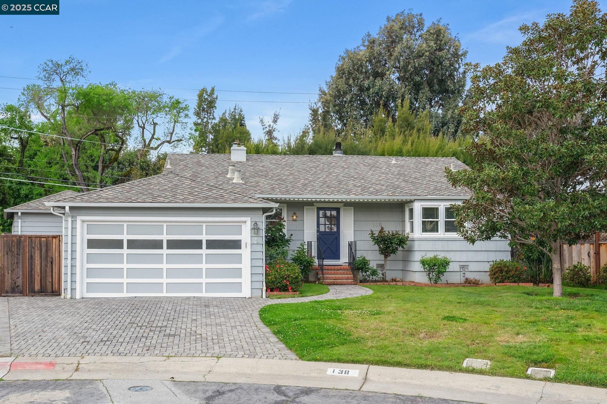 Detail Gallery Image 1 of 1 For 138 Hickory Lane, San Mateo,  CA 94403 - 3 Beds | 2 Baths