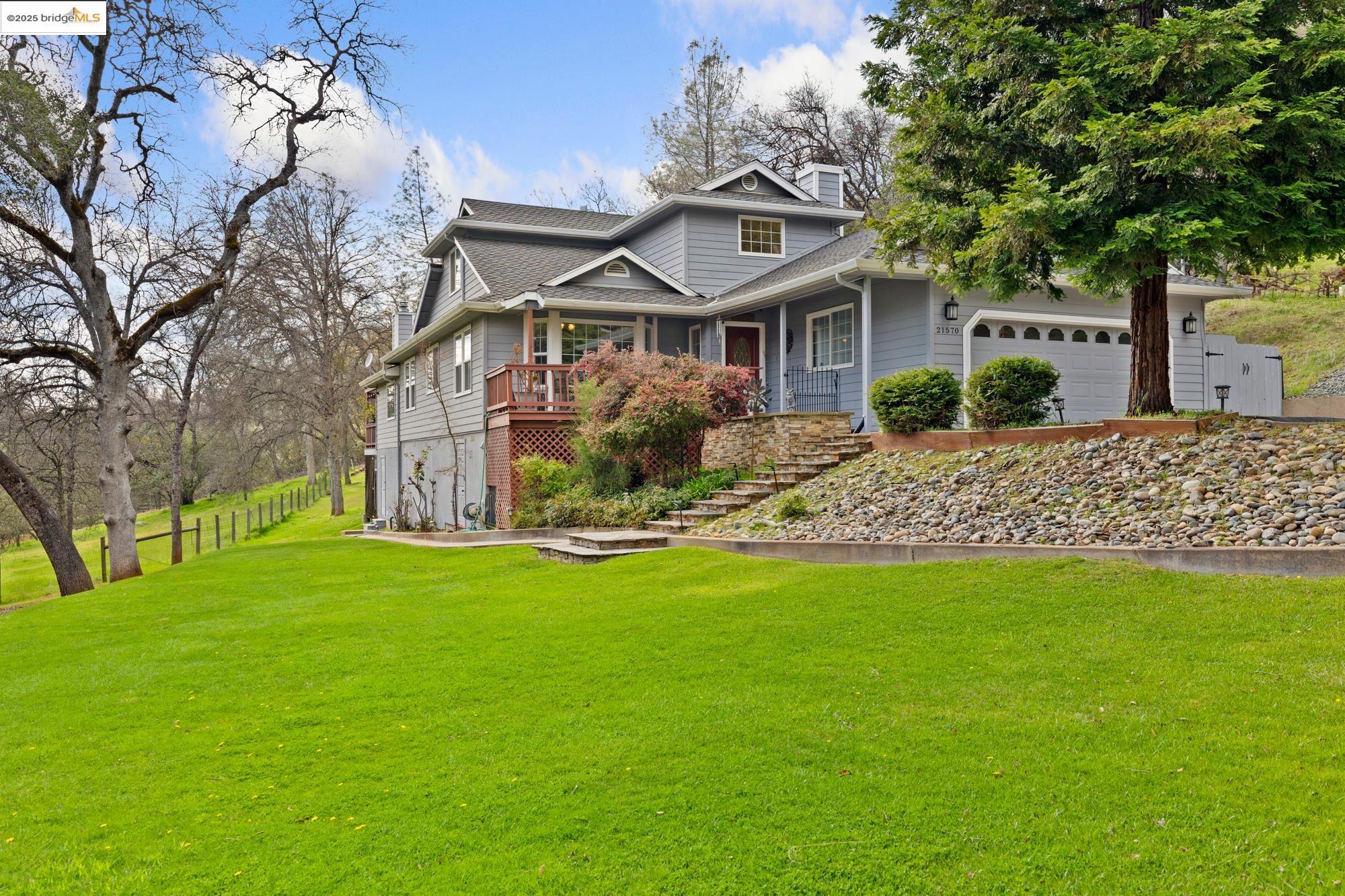 Detail Gallery Image 1 of 1 For 21570 Montgomery Road, Sonora,  CA 95370 - 3 Beds | 2/1 Baths
