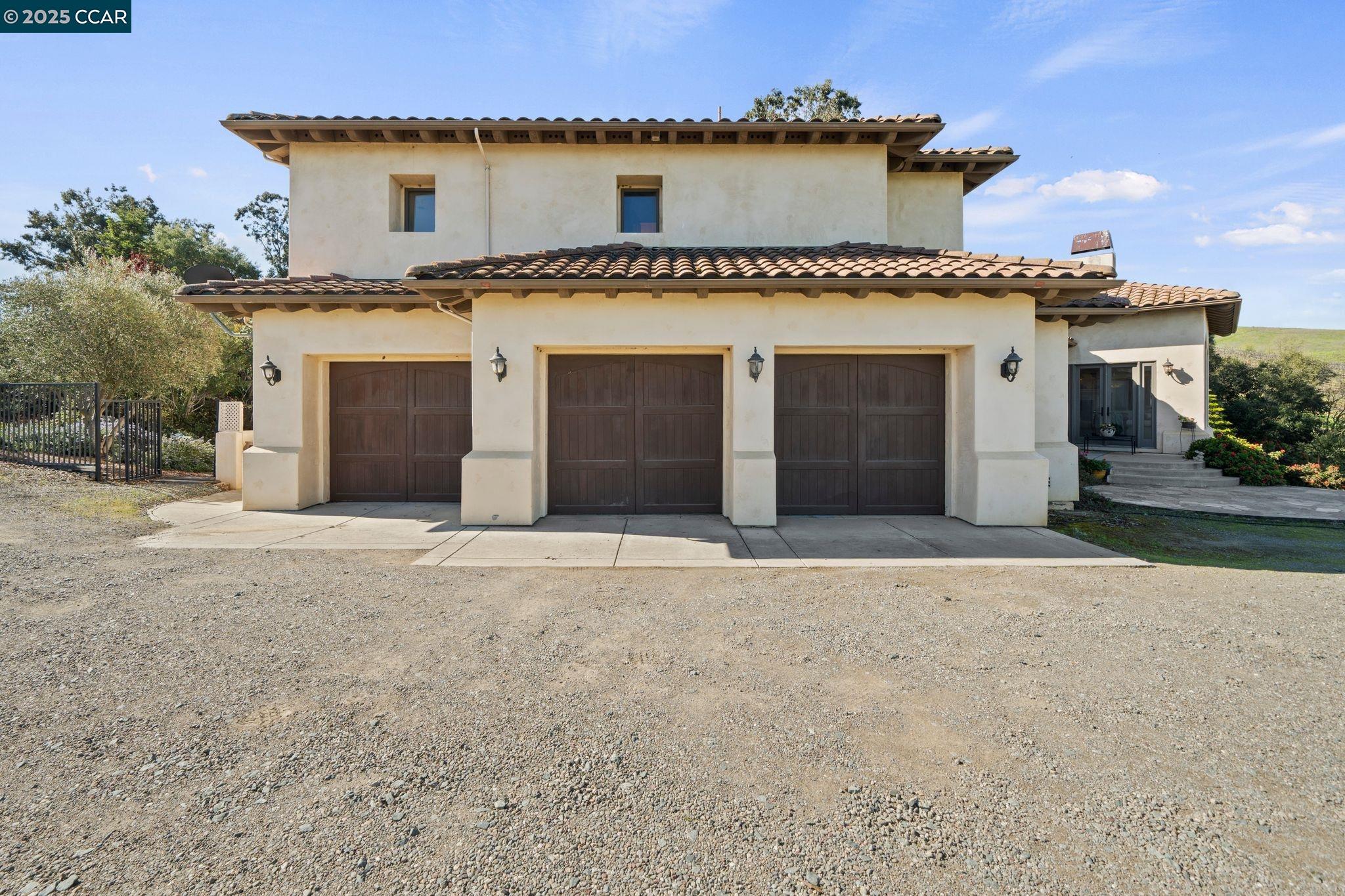 633 Kalthoff Cmn, Livermore, California 94550, 5 Bedrooms Bedrooms, 19 Rooms Rooms,4 BathroomsBathrooms,Residential,For Sale,633 Kalthoff Cmn,41091813