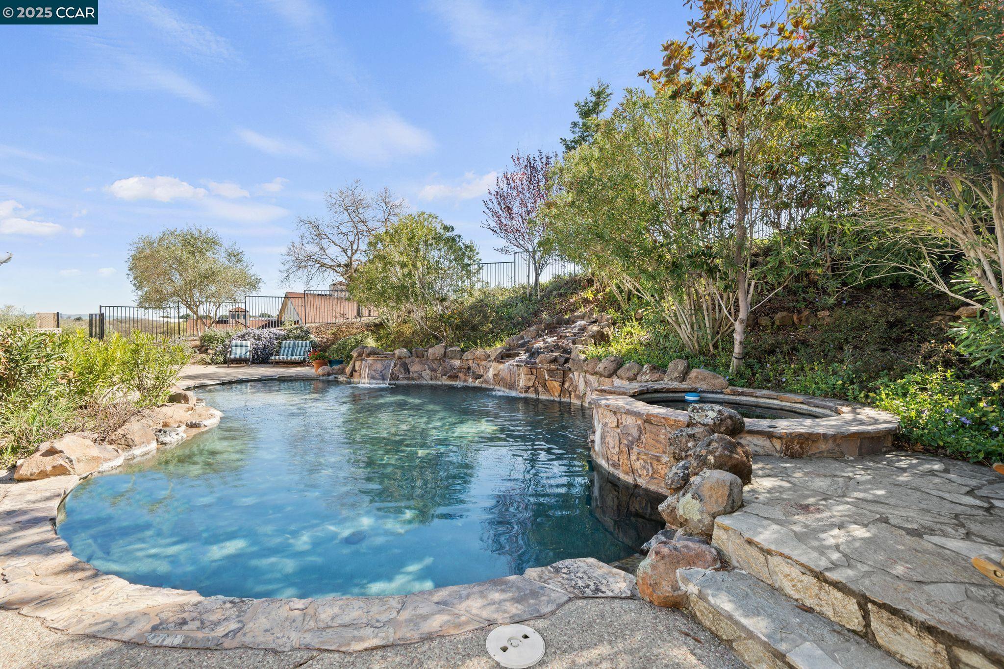 633 Kalthoff Cmn, Livermore, California 94550, 5 Bedrooms Bedrooms, 19 Rooms Rooms,4 BathroomsBathrooms,Residential,For Sale,633 Kalthoff Cmn,41091813