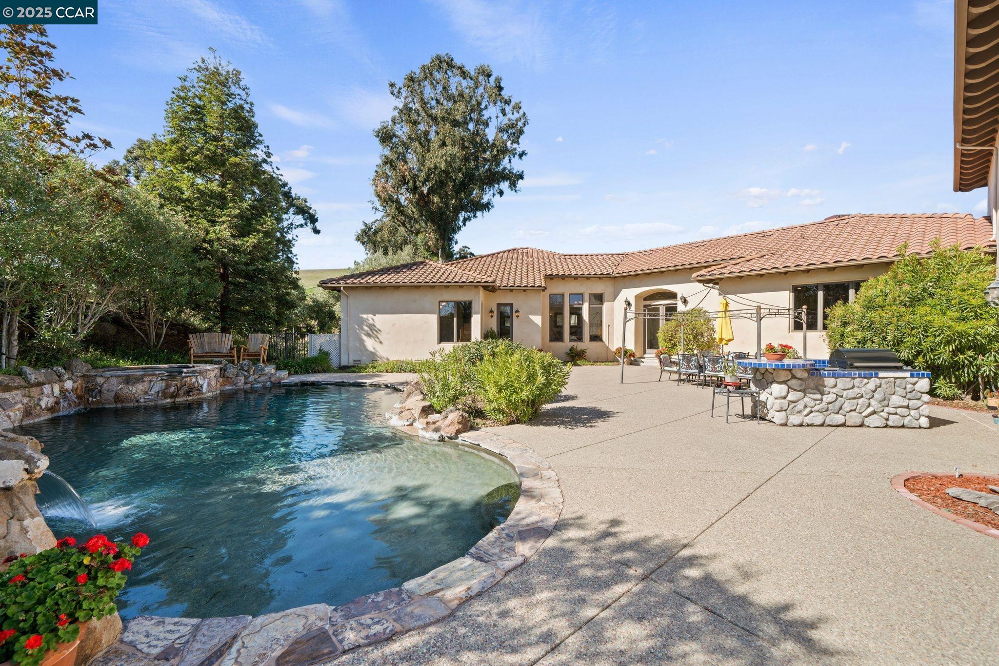 633 Kalthoff Cmn, Livermore, California 94550, 5 Bedrooms Bedrooms, 19 Rooms Rooms,4 BathroomsBathrooms,Residential,For Sale,633 Kalthoff Cmn,41091813