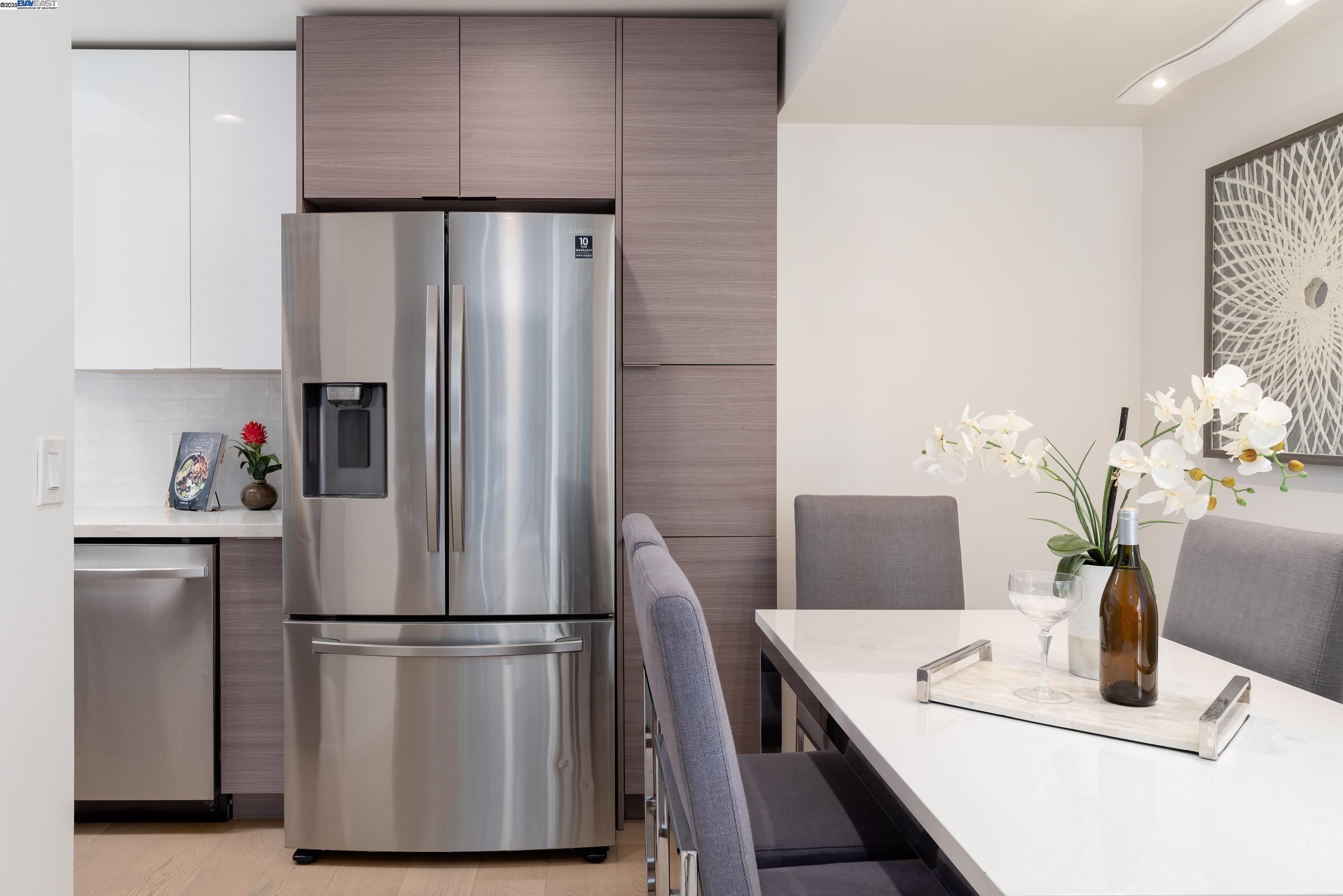 Detail Gallery Image 15 of 29 For 500 W Middlefield Rd #116,  Mountain View,  CA 94043 - 2 Beds | 2 Baths