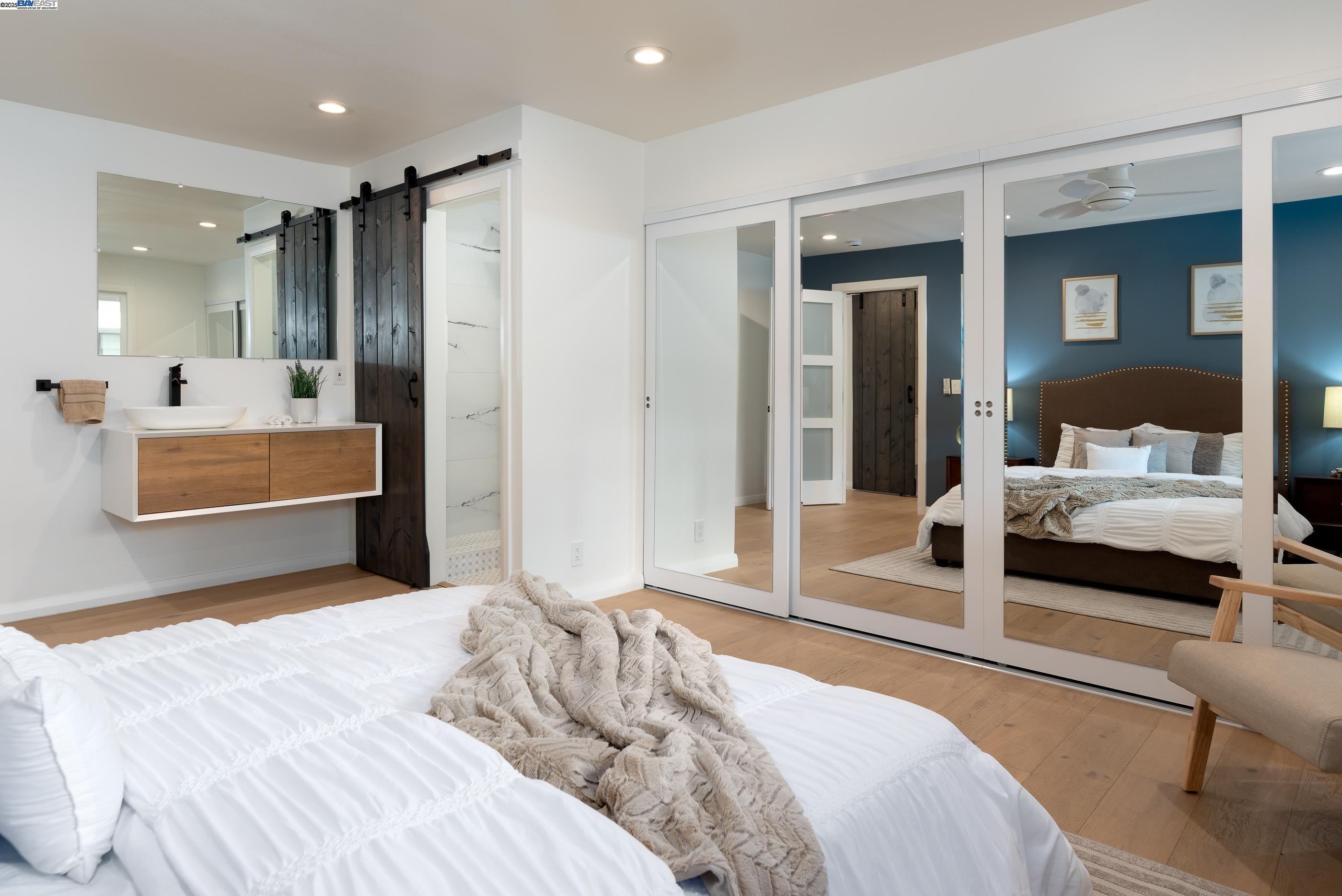 Detail Gallery Image 20 of 29 For 500 W Middlefield Rd #116,  Mountain View,  CA 94043 - 2 Beds | 2 Baths