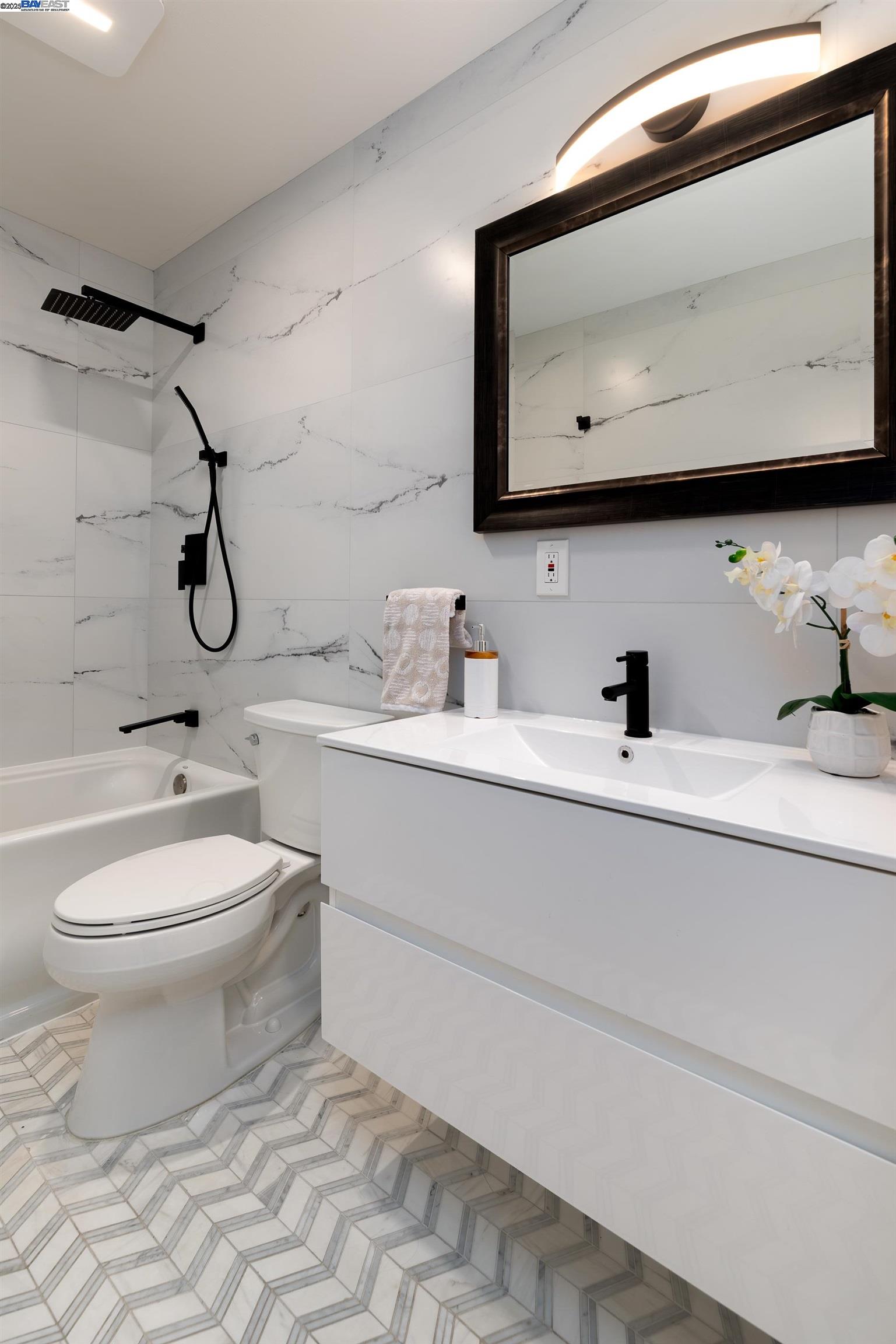 Detail Gallery Image 27 of 29 For 500 W Middlefield Rd #116,  Mountain View,  CA 94043 - 2 Beds | 2 Baths