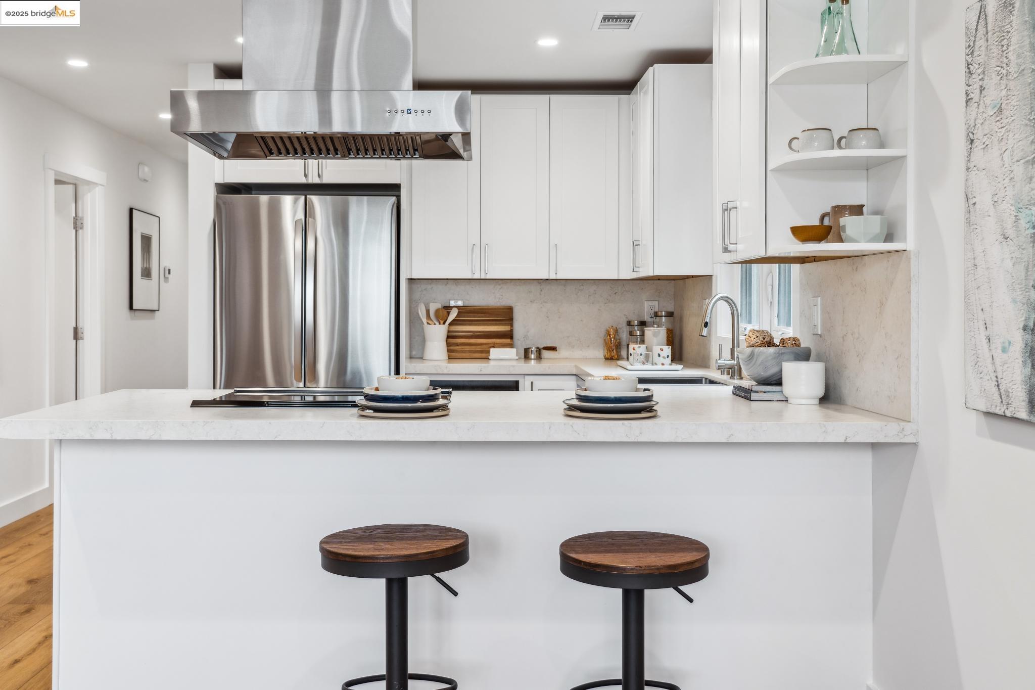 Detail Gallery Image 38 of 60 For 667 & 667a Alcatraz Ave, Oakland,  CA 94609 - – Beds | – Baths