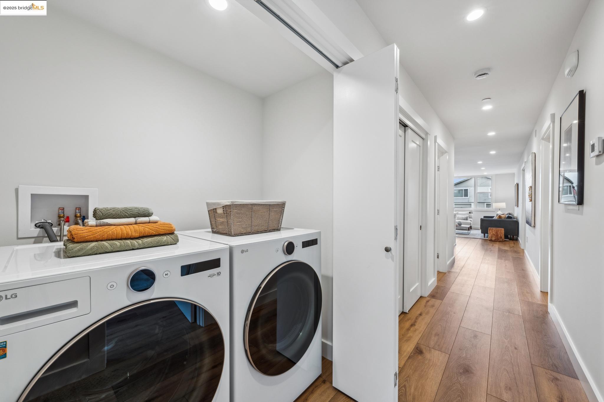 Detail Gallery Image 52 of 60 For 667 & 667a Alcatraz Ave, Oakland,  CA 94609 - – Beds | – Baths