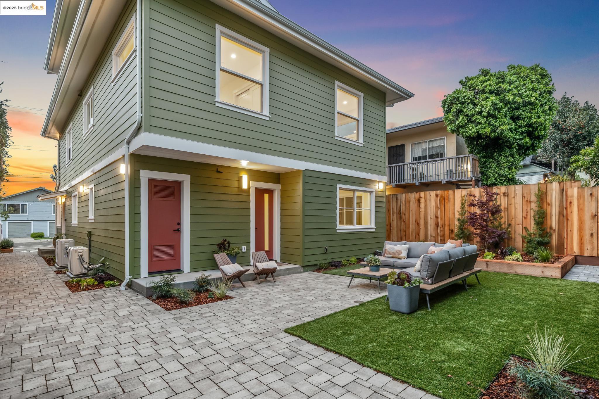 Detail Gallery Image 57 of 60 For 667 & 667a Alcatraz Ave, Oakland,  CA 94609 - – Beds | – Baths