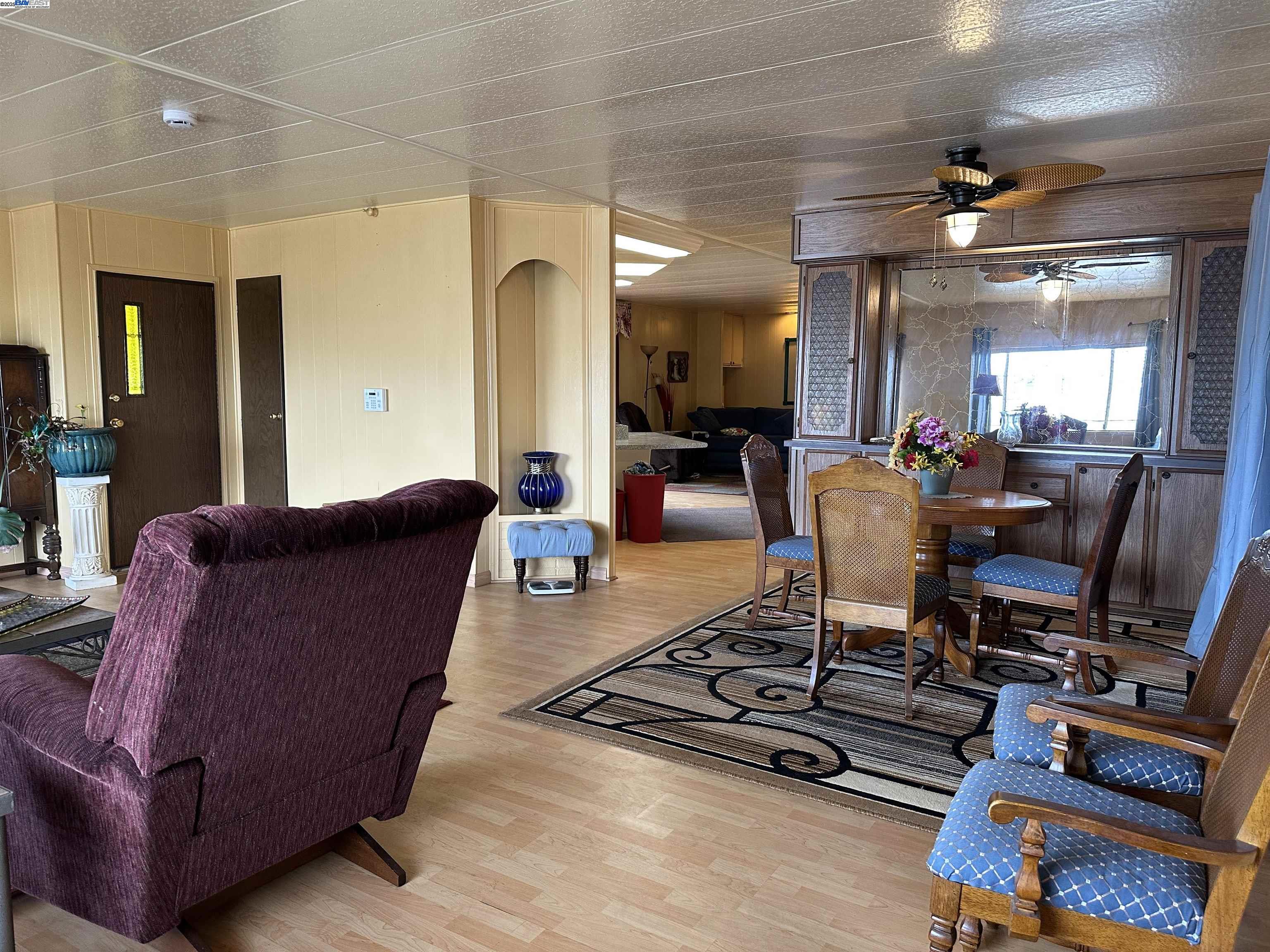 Detail Gallery Image 4 of 26 For 4141 Deep Creed Rd. #129,  Fremont,  CA 94555 - 2 Beds | 2 Baths