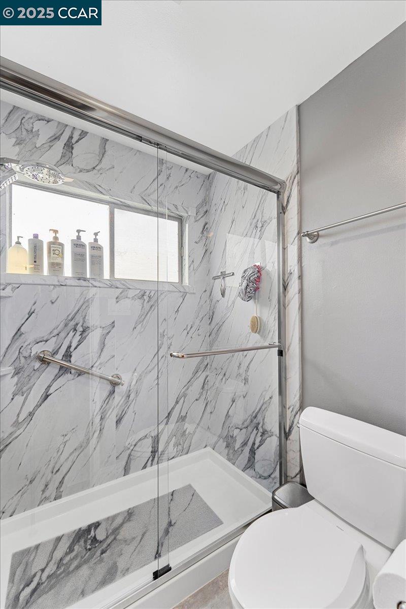 Detail Gallery Image 20 of 31 For 885 Tara Hills Dr, Pinole,  CA 94564 - 3 Beds | 2 Baths