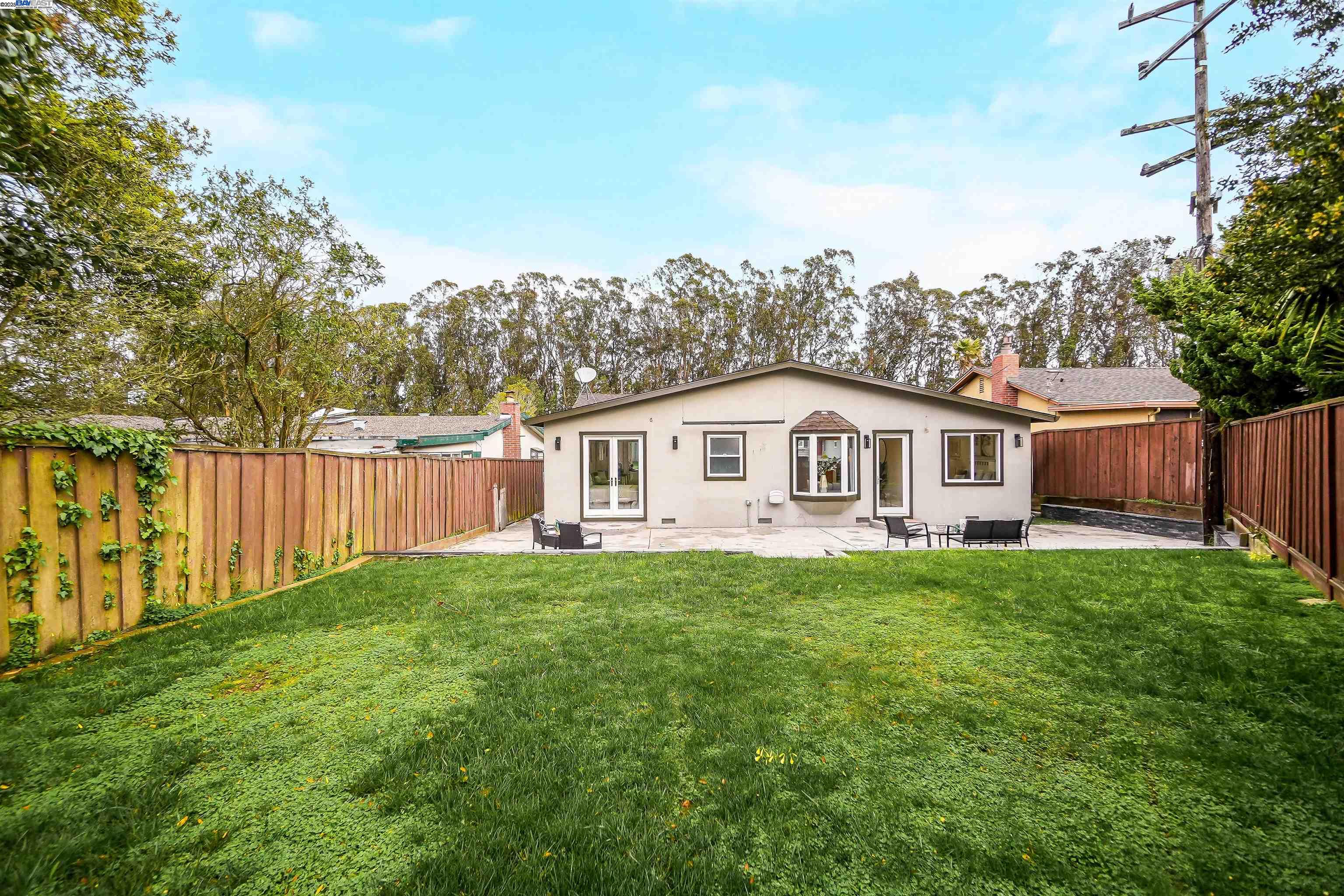 Detail Gallery Image 33 of 34 For 2521 Evergreen Dr, San Bruno,  CA 94066 - 4 Beds | 2 Baths