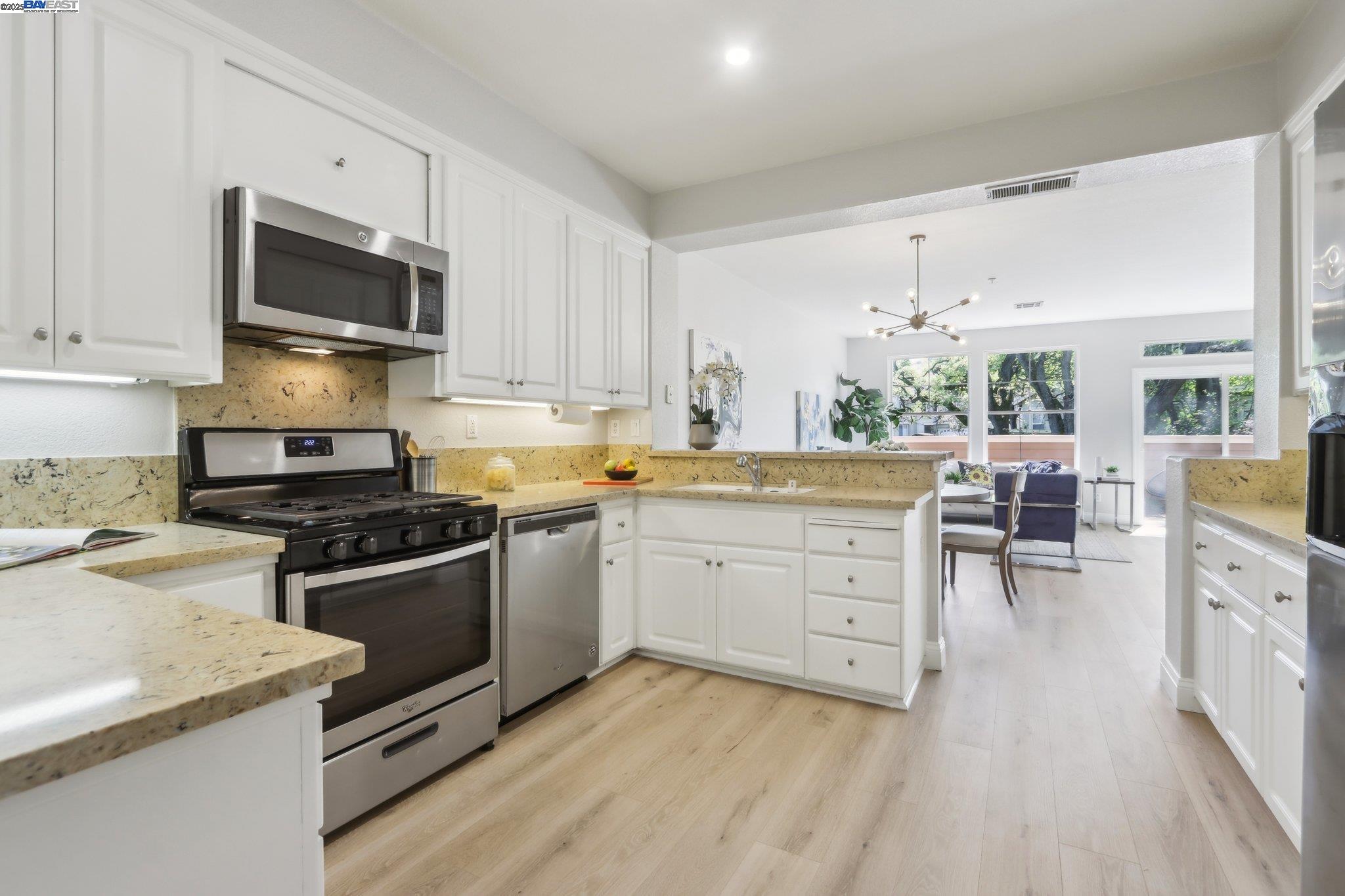 Photo #18: 41091857 Listing: Photo #18