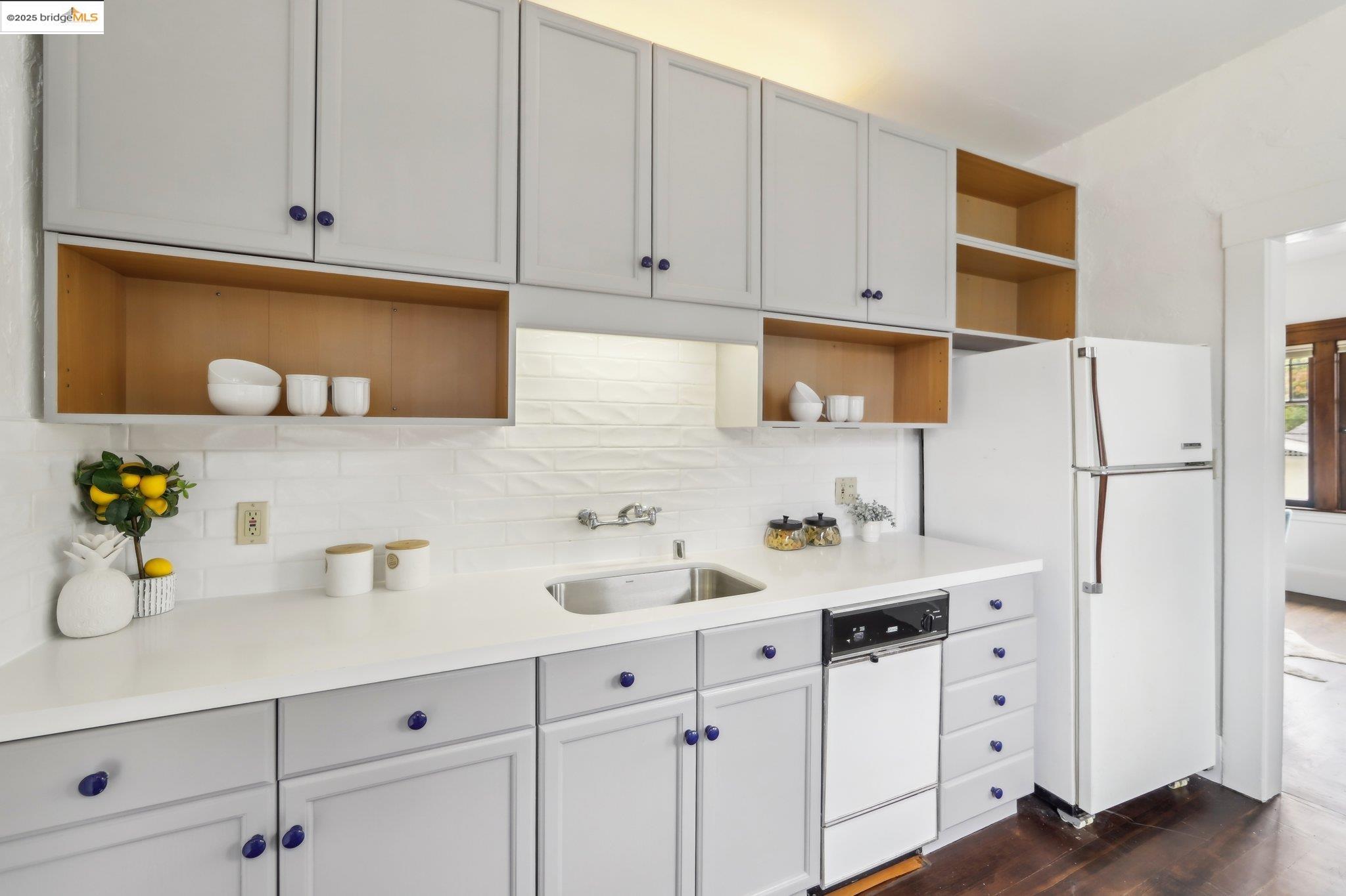 Detail Gallery Image 17 of 40 For 2600 Ashby Ave #3,  Berkeley,  CA 94705 - 1 Beds | 1 Baths