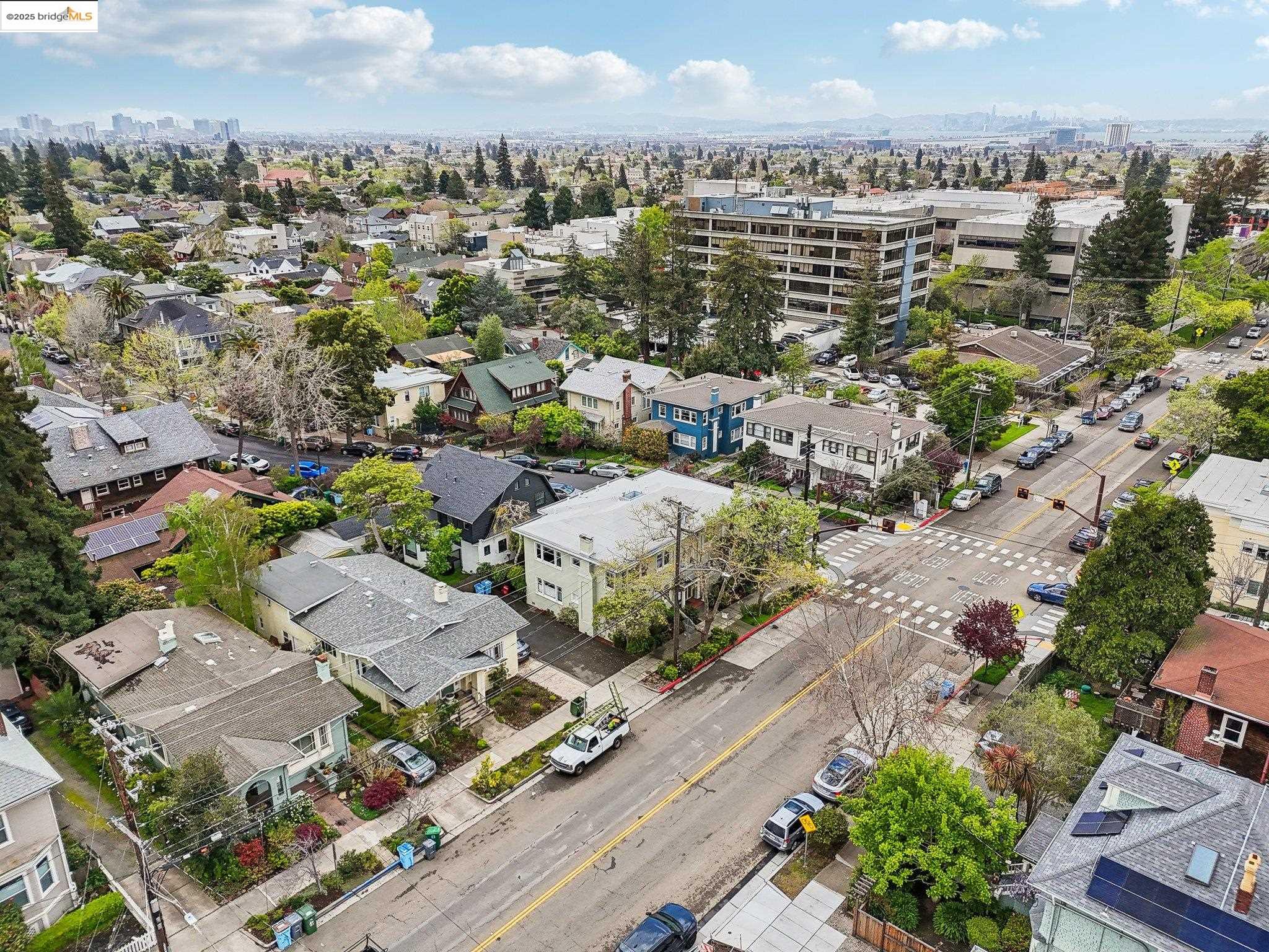 Detail Gallery Image 32 of 40 For 2600 Ashby Ave #3,  Berkeley,  CA 94705 - 1 Beds | 1 Baths