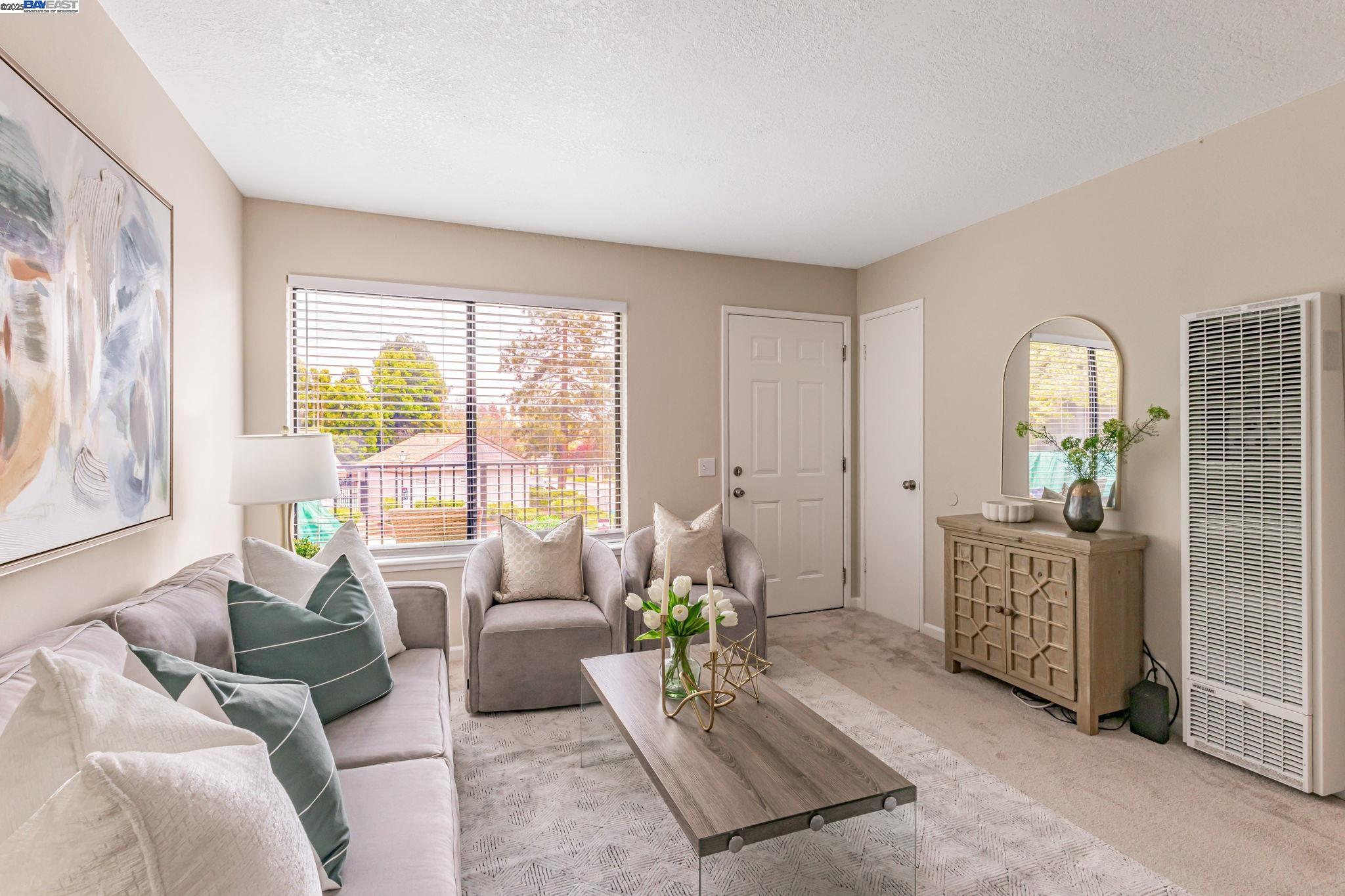 Detail Gallery Image 3 of 22 For 215 Galano Plz, Union City,  CA 94587 - 2 Beds | 1 Baths