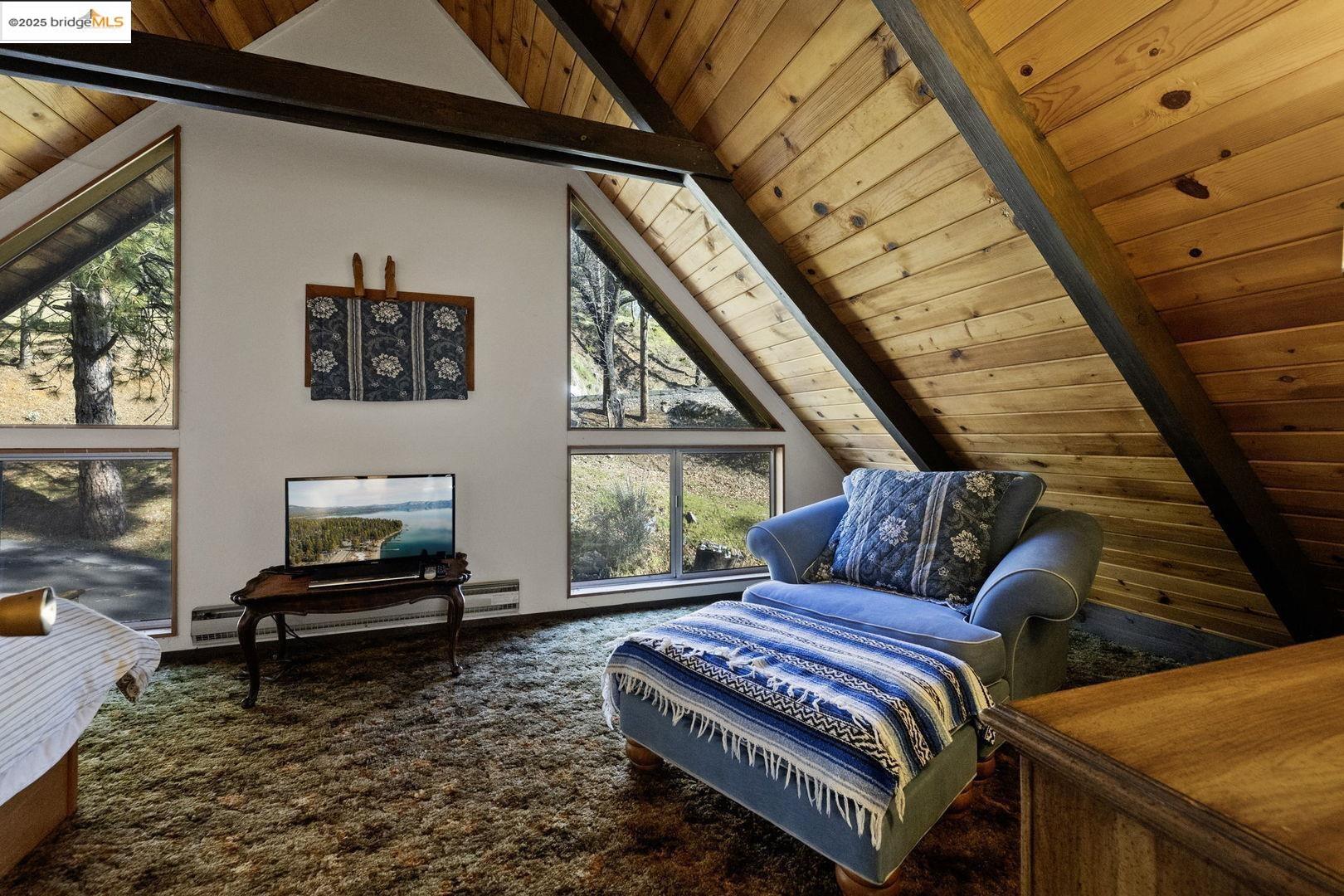 Detail Gallery Image 3 of 39 For 20887 Mckinley Way, Groveland,  CA 95321 - 4 Beds | 3 Baths