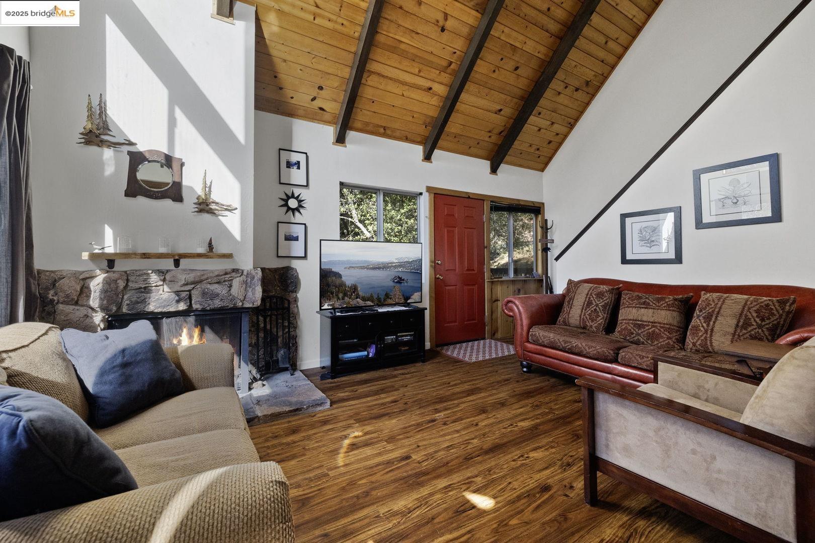 Detail Gallery Image 8 of 39 For 20887 Mckinley Way, Groveland,  CA 95321 - 4 Beds | 3 Baths