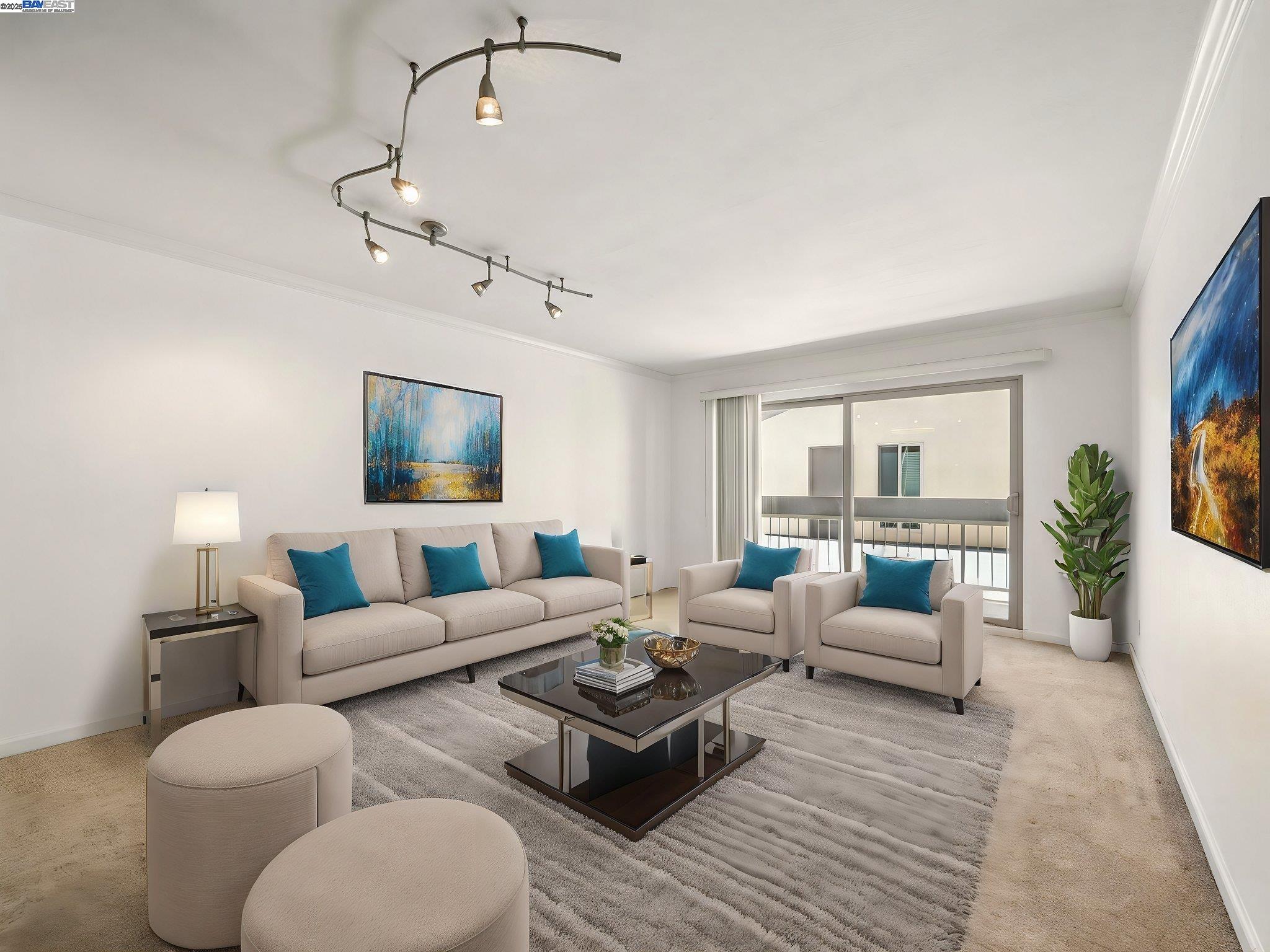 MLS: 41091872 Condo For Sale