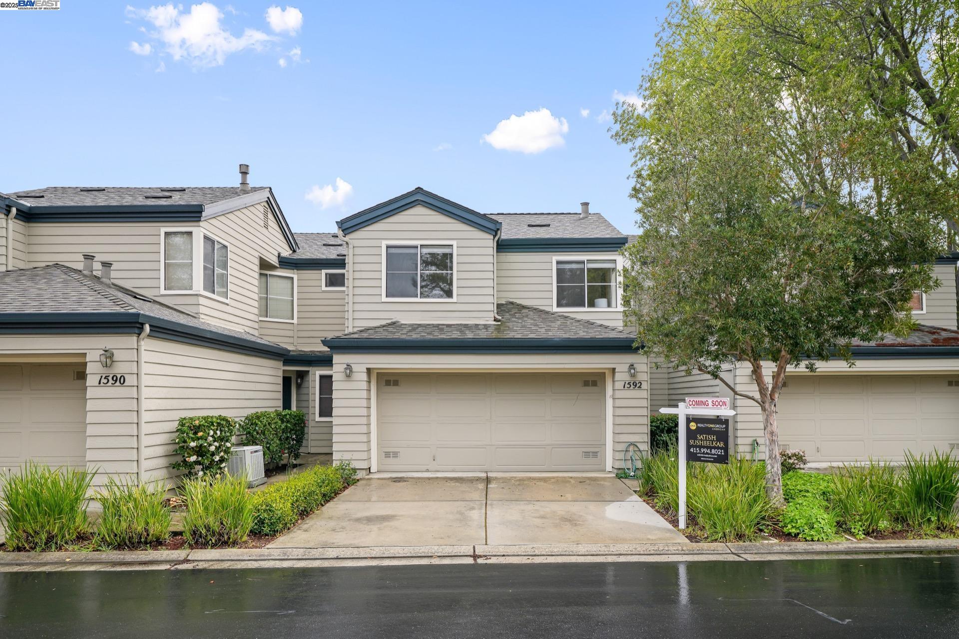 Detail Gallery Image 2 of 60 For 1592 Fairway Green Cir, San Jose,  CA 95131 - 3 Beds | 2/1 Baths