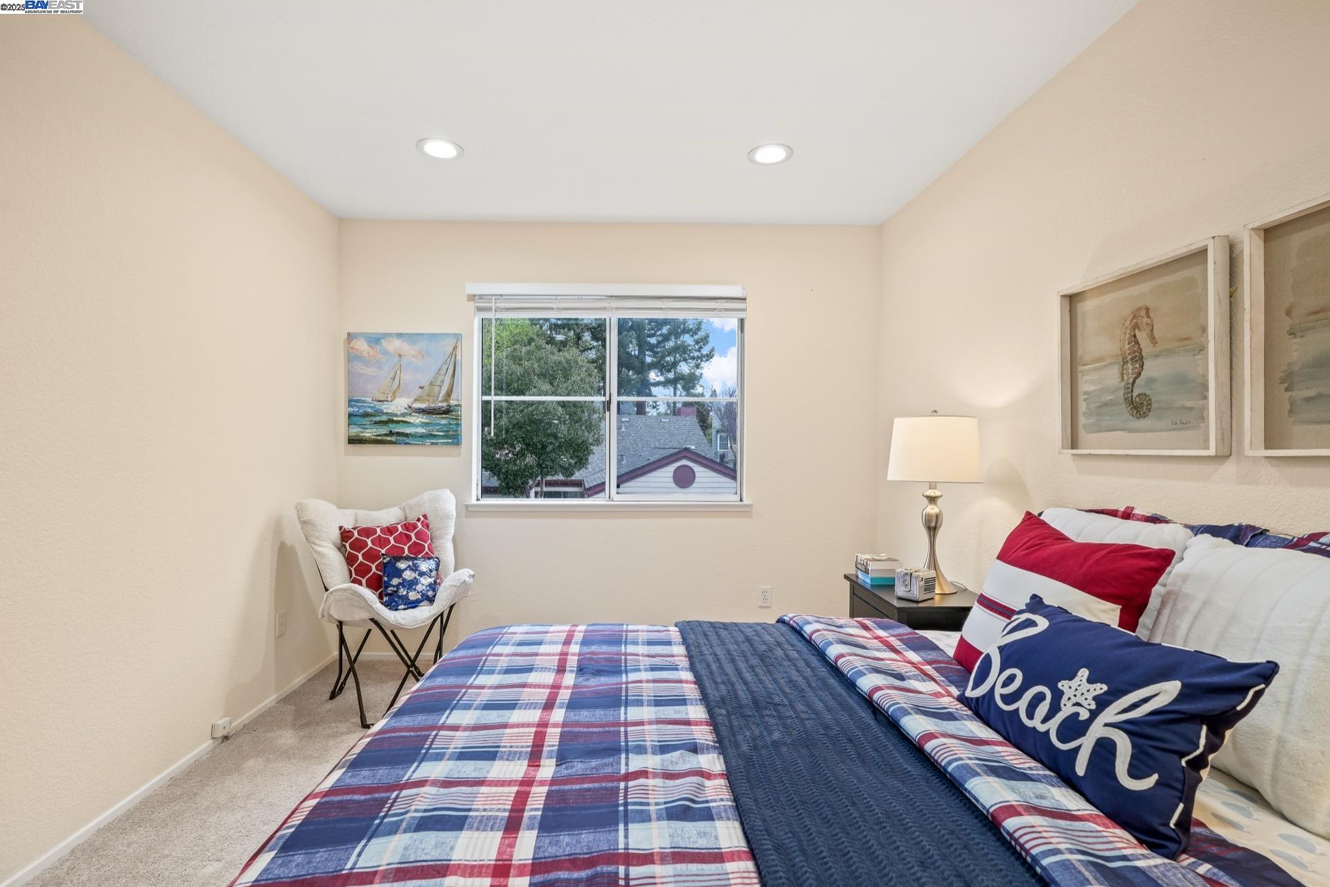Detail Gallery Image 12 of 60 For 1592 Fairway Green Cir, San Jose,  CA 95131 - 3 Beds | 2/1 Baths