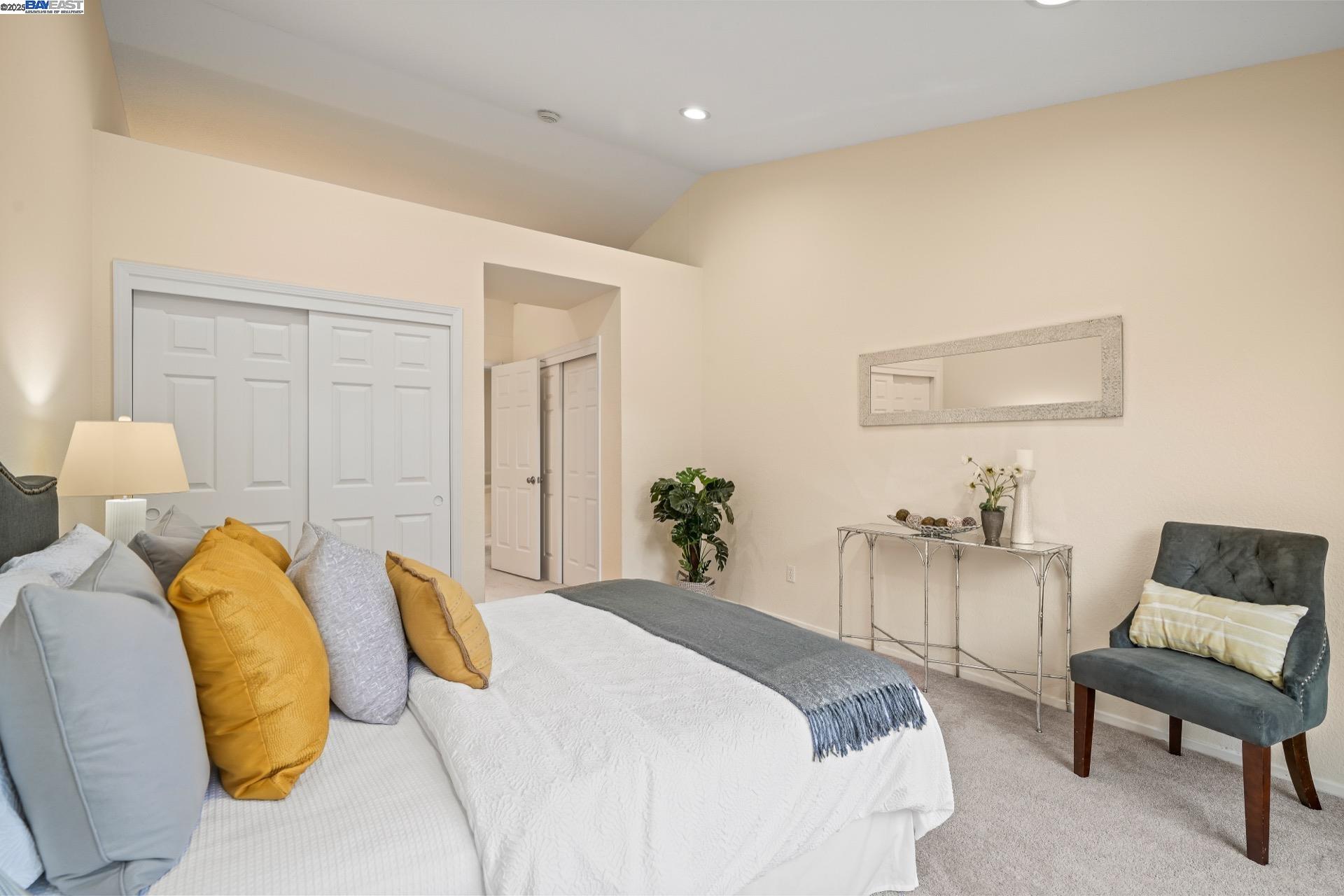 Detail Gallery Image 18 of 60 For 1592 Fairway Green Cir, San Jose,  CA 95131 - 3 Beds | 2/1 Baths