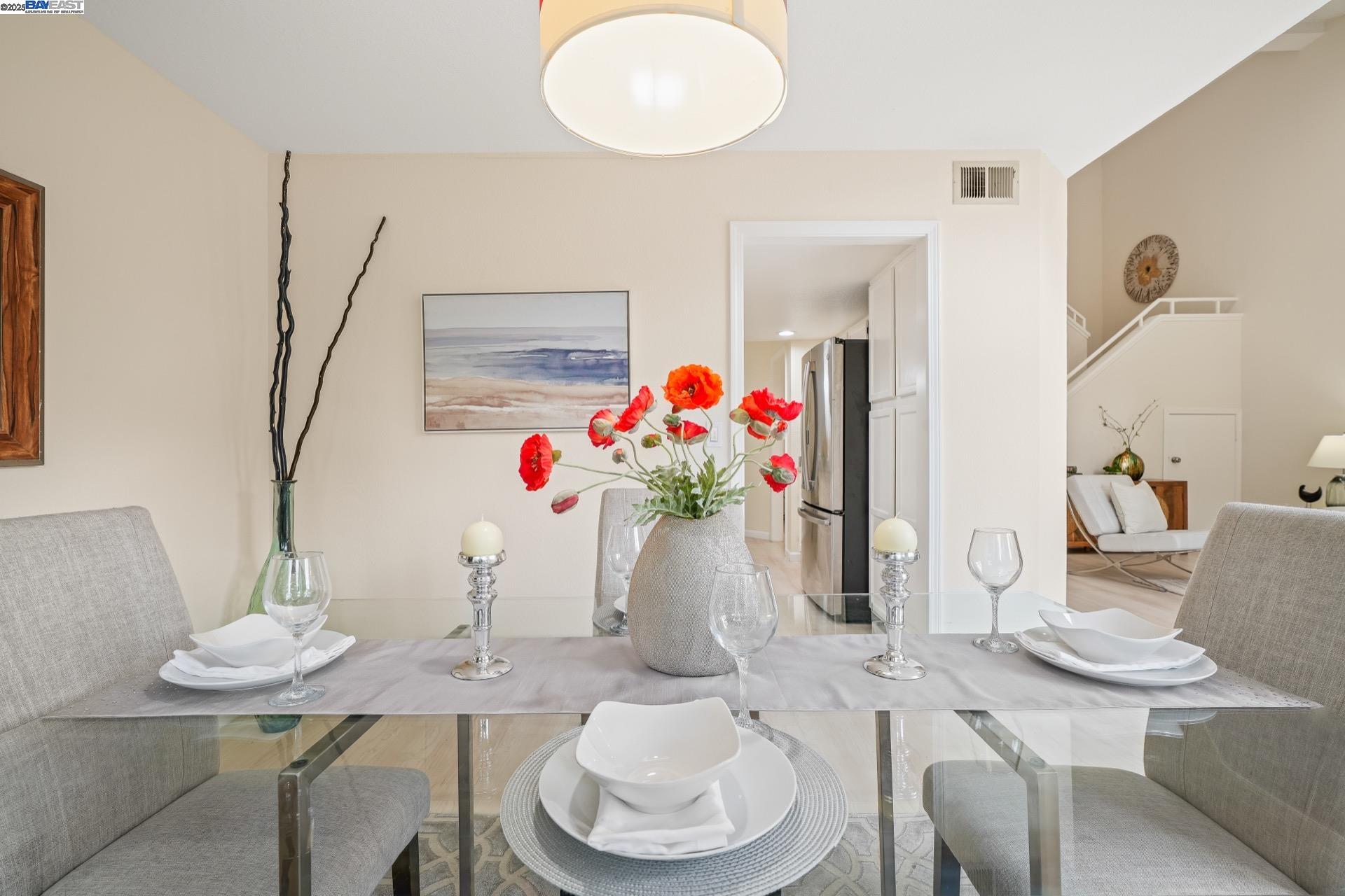 Detail Gallery Image 35 of 60 For 1592 Fairway Green Cir, San Jose,  CA 95131 - 3 Beds | 2/1 Baths