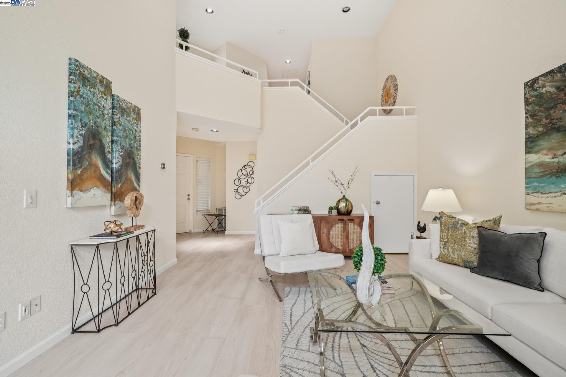 Detail Gallery Image 38 of 60 For 1592 Fairway Green Cir, San Jose,  CA 95131 - 3 Beds | 2/1 Baths