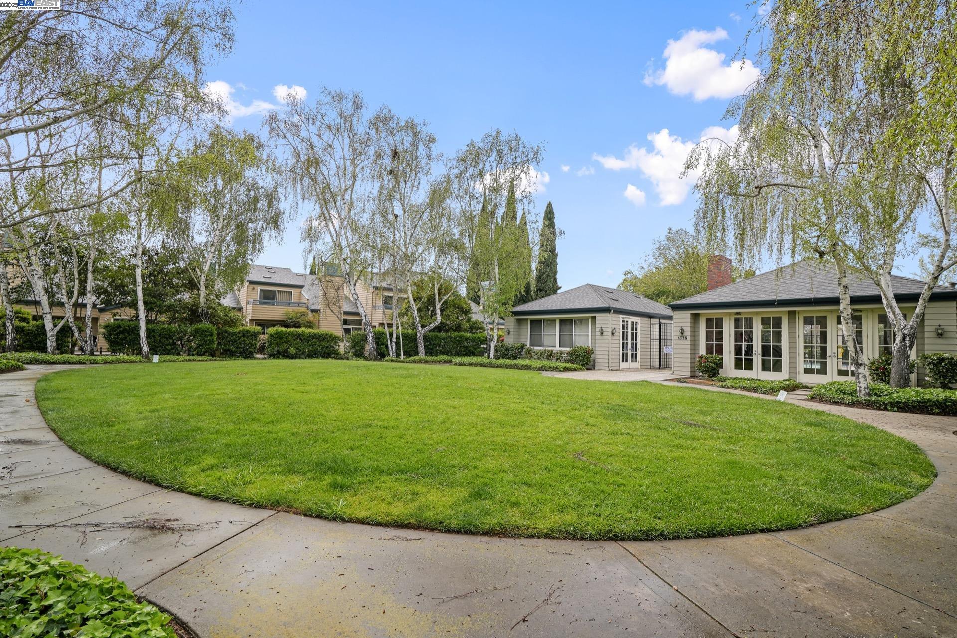 Detail Gallery Image 46 of 60 For 1592 Fairway Green Cir, San Jose,  CA 95131 - 3 Beds | 2/1 Baths