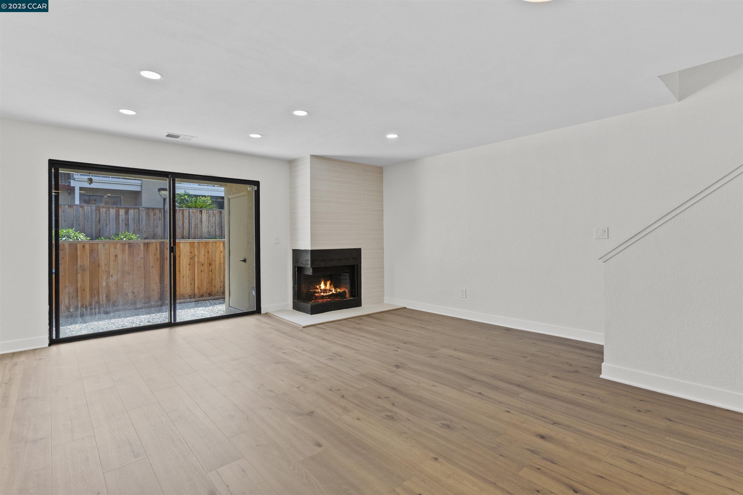 Photo #6: 41091895 Listing 