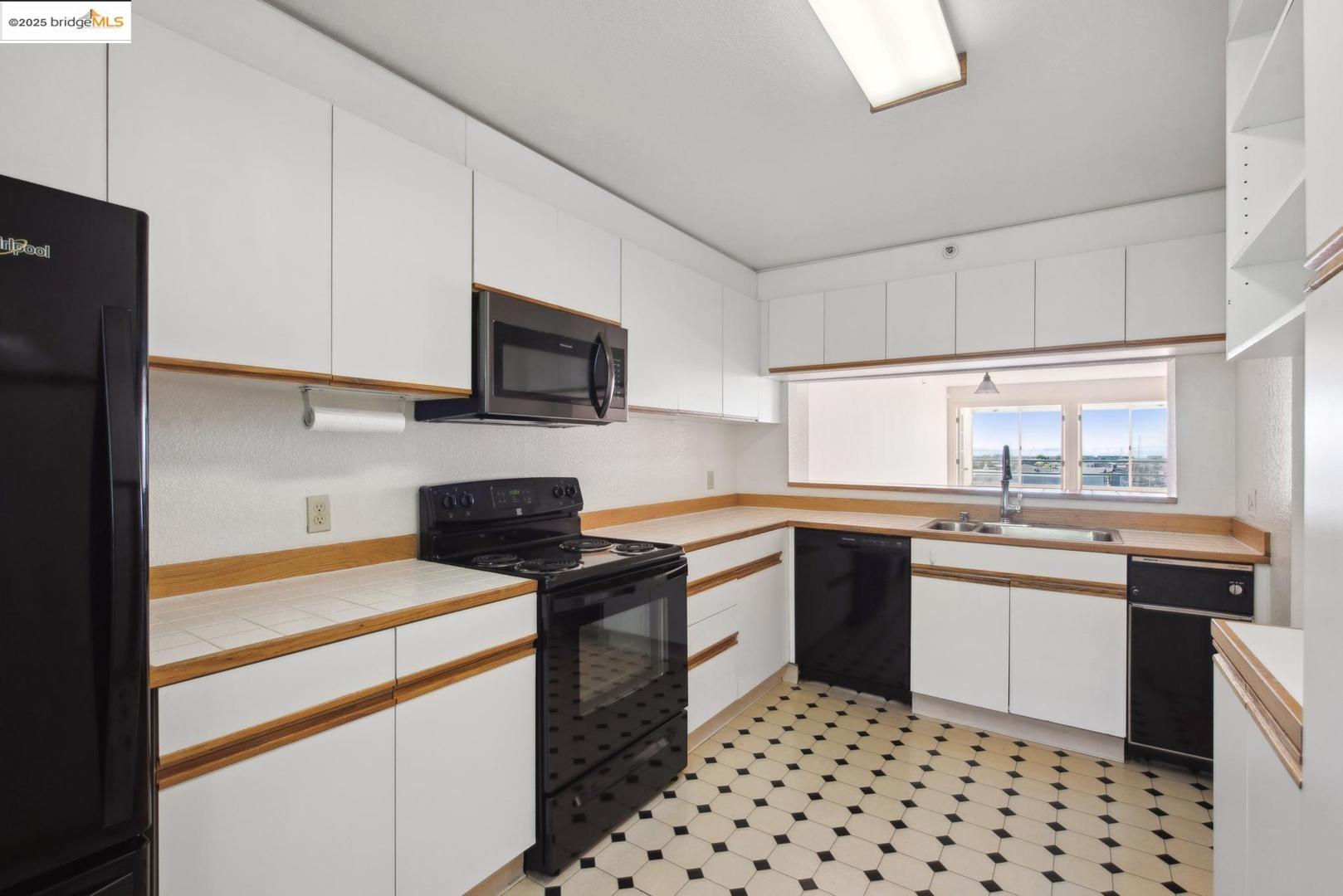 Photo #17: 41091916 Listing: Photo #17