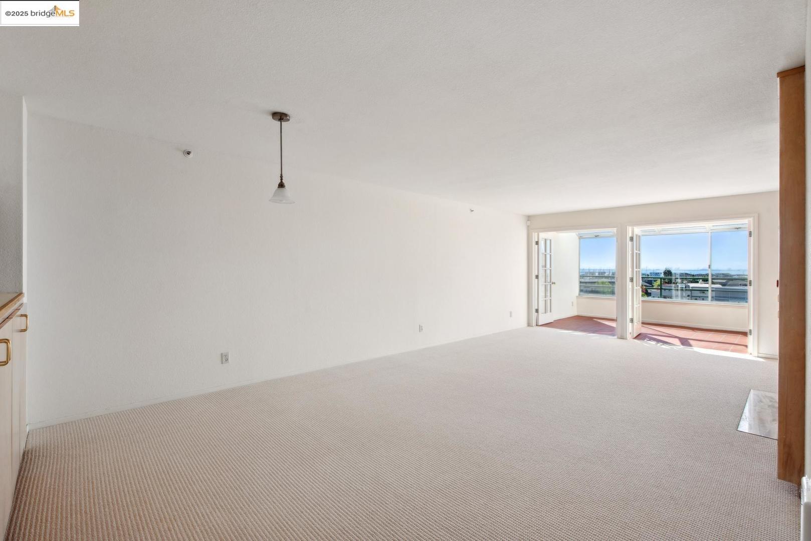 Photo #8: 41091916 Listing: Photo #8
