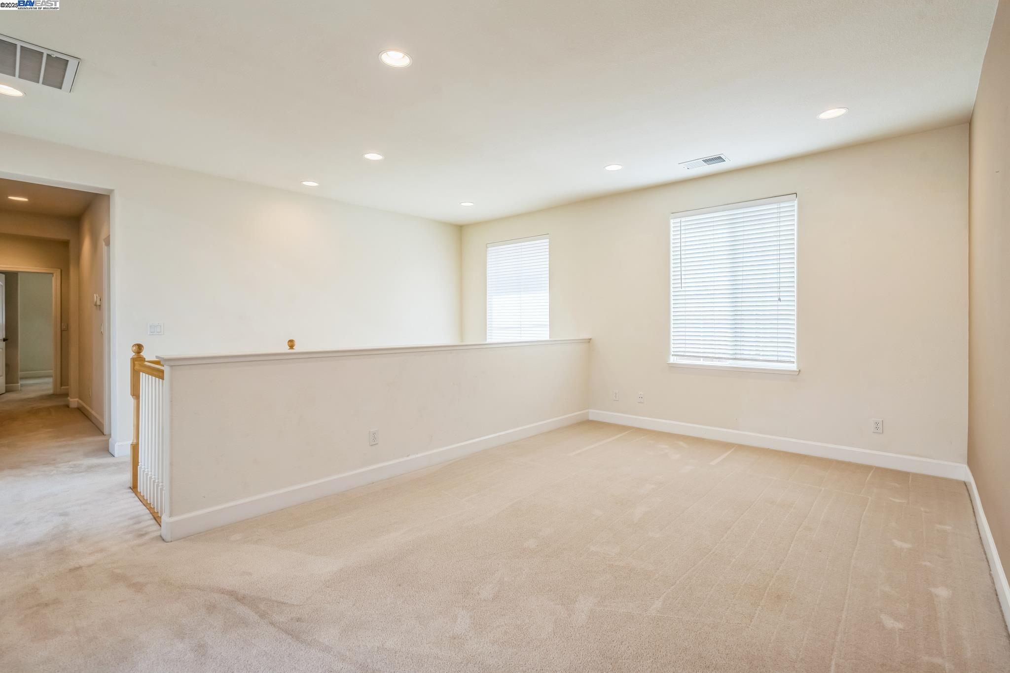 Detail Gallery Image 12 of 24 For 5591 Newfields Ln, Dublin,  CA 94568-8779 - 5 Beds | 4 Baths