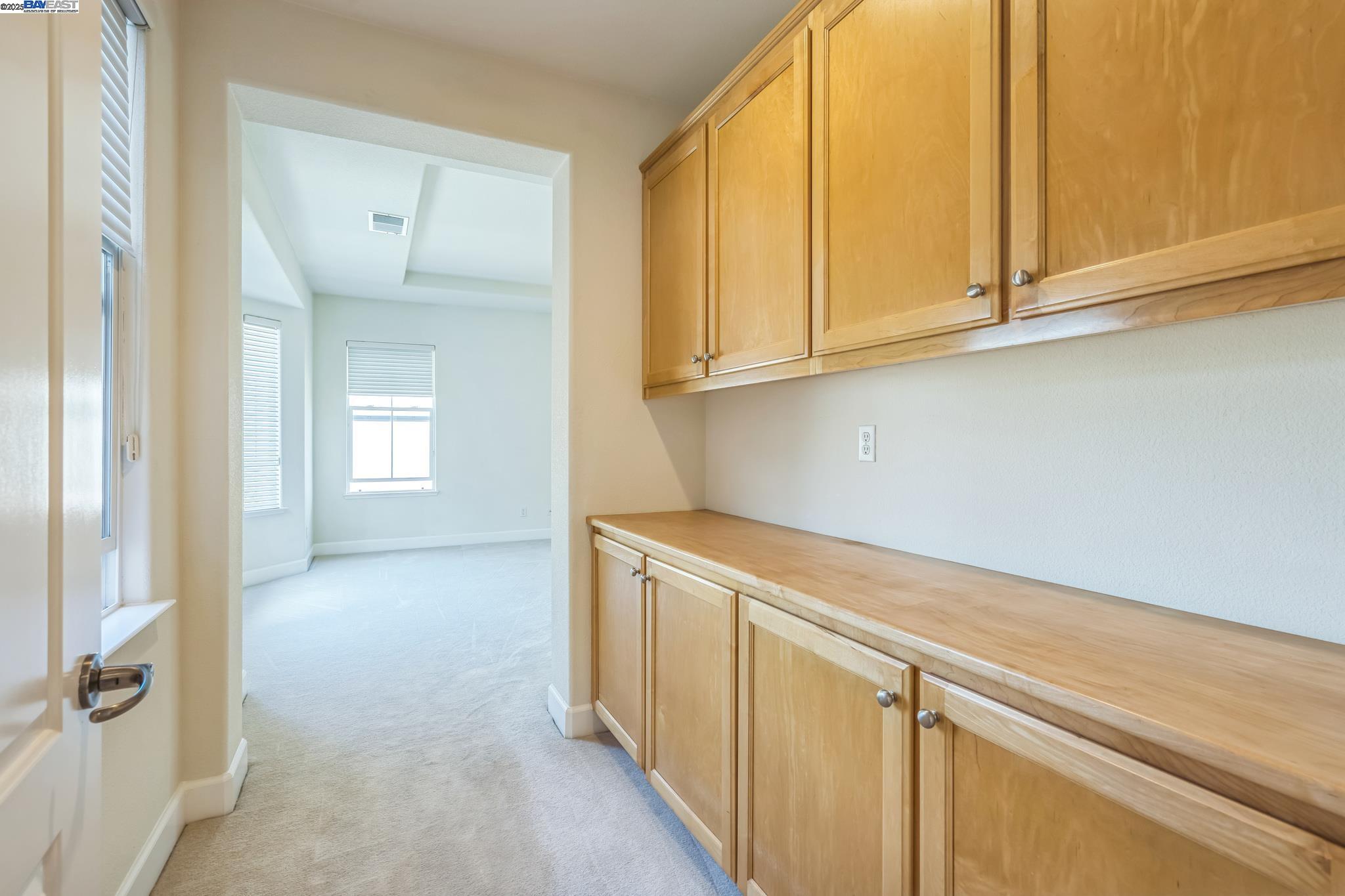 Detail Gallery Image 13 of 24 For 5591 Newfields Ln, Dublin,  CA 94568-8779 - 5 Beds | 4 Baths