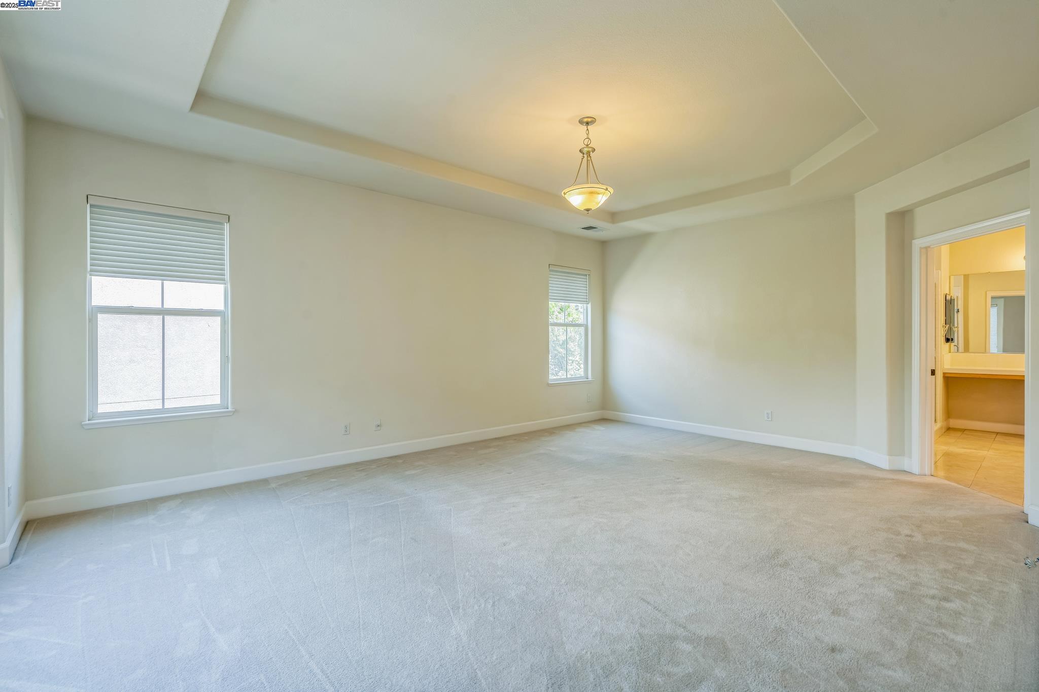 Detail Gallery Image 18 of 24 For 5591 Newfields Ln, Dublin,  CA 94568-8779 - 5 Beds | 4 Baths