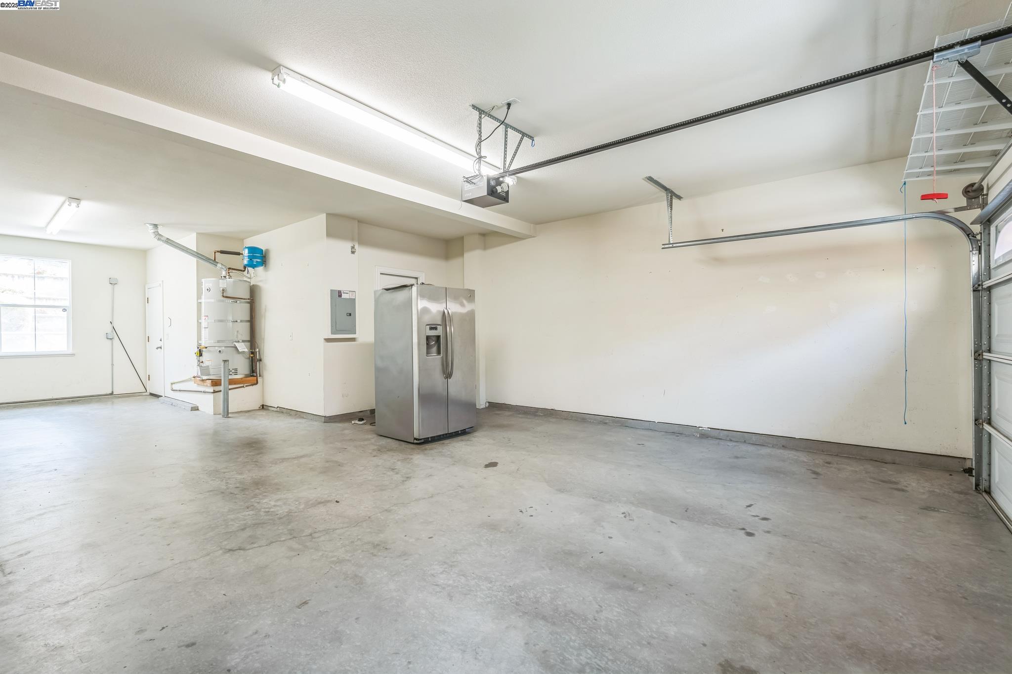 Detail Gallery Image 21 of 24 For 5591 Newfields Ln, Dublin,  CA 94568-8779 - 5 Beds | 4 Baths