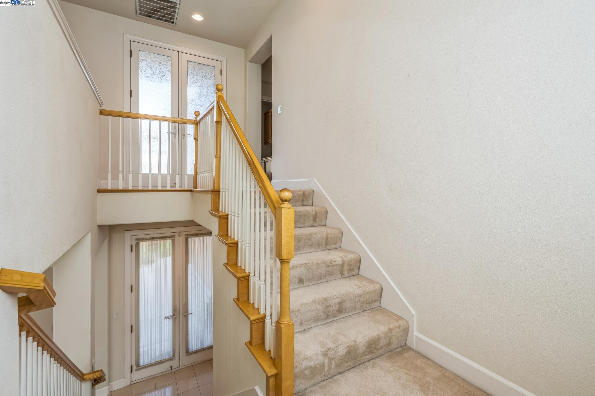 Detail Gallery Image 10 of 24 For 5591 Newfields Ln, Dublin,  CA 94568-8779 - 5 Beds | 4 Baths