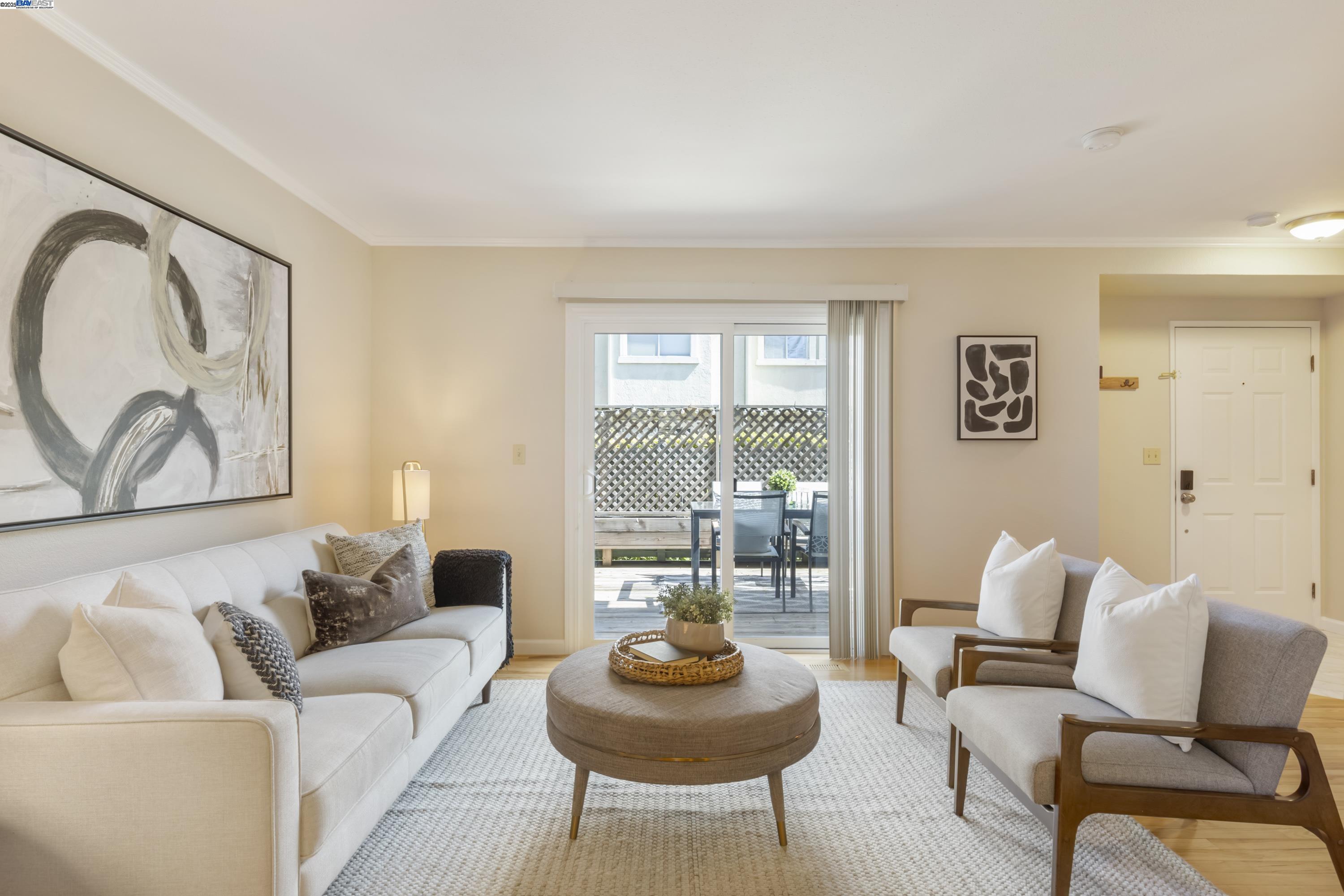 Photo #4: 41091937 Listing: Photo #4