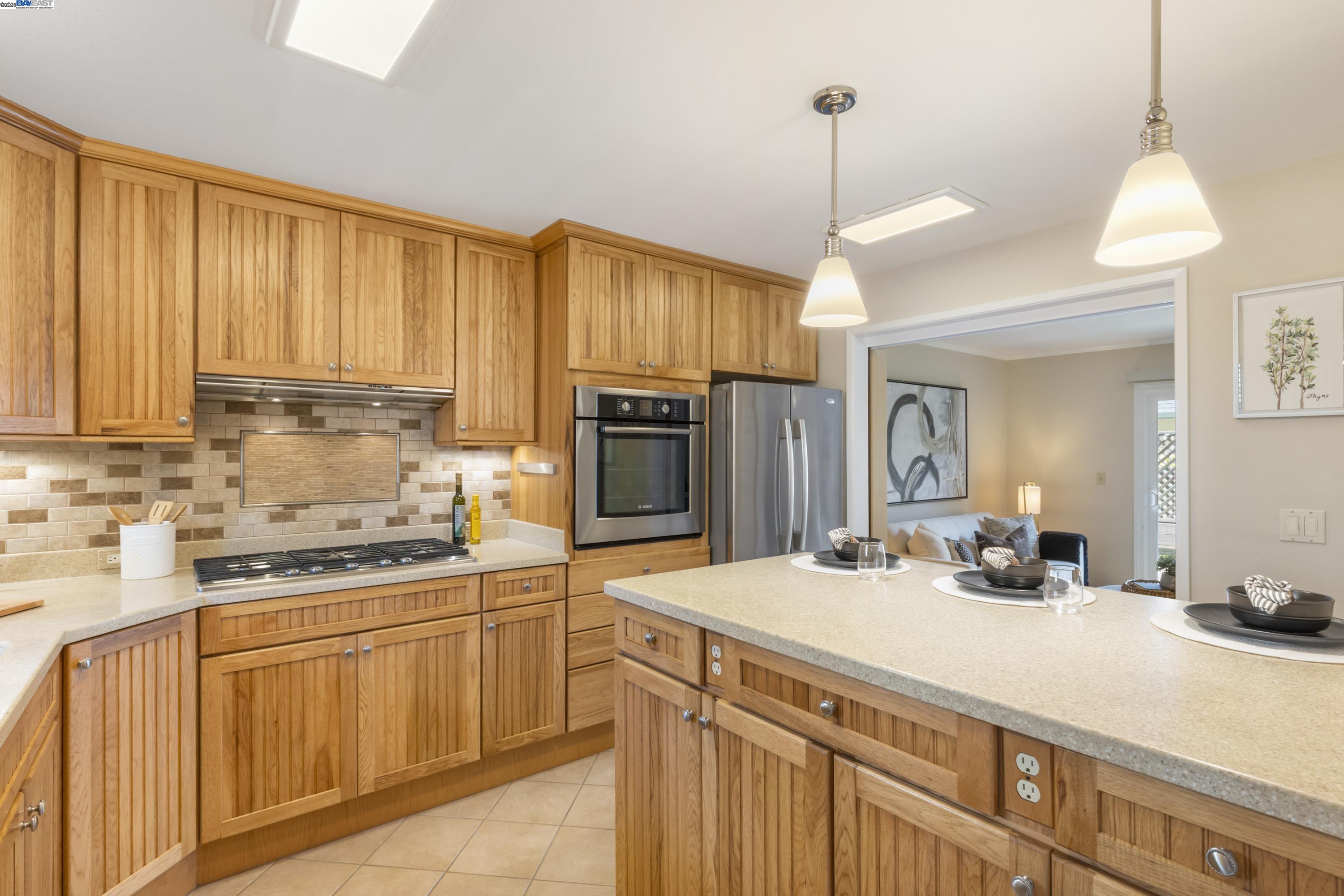 Photo #9: 41091937 Listing: Photo #9
