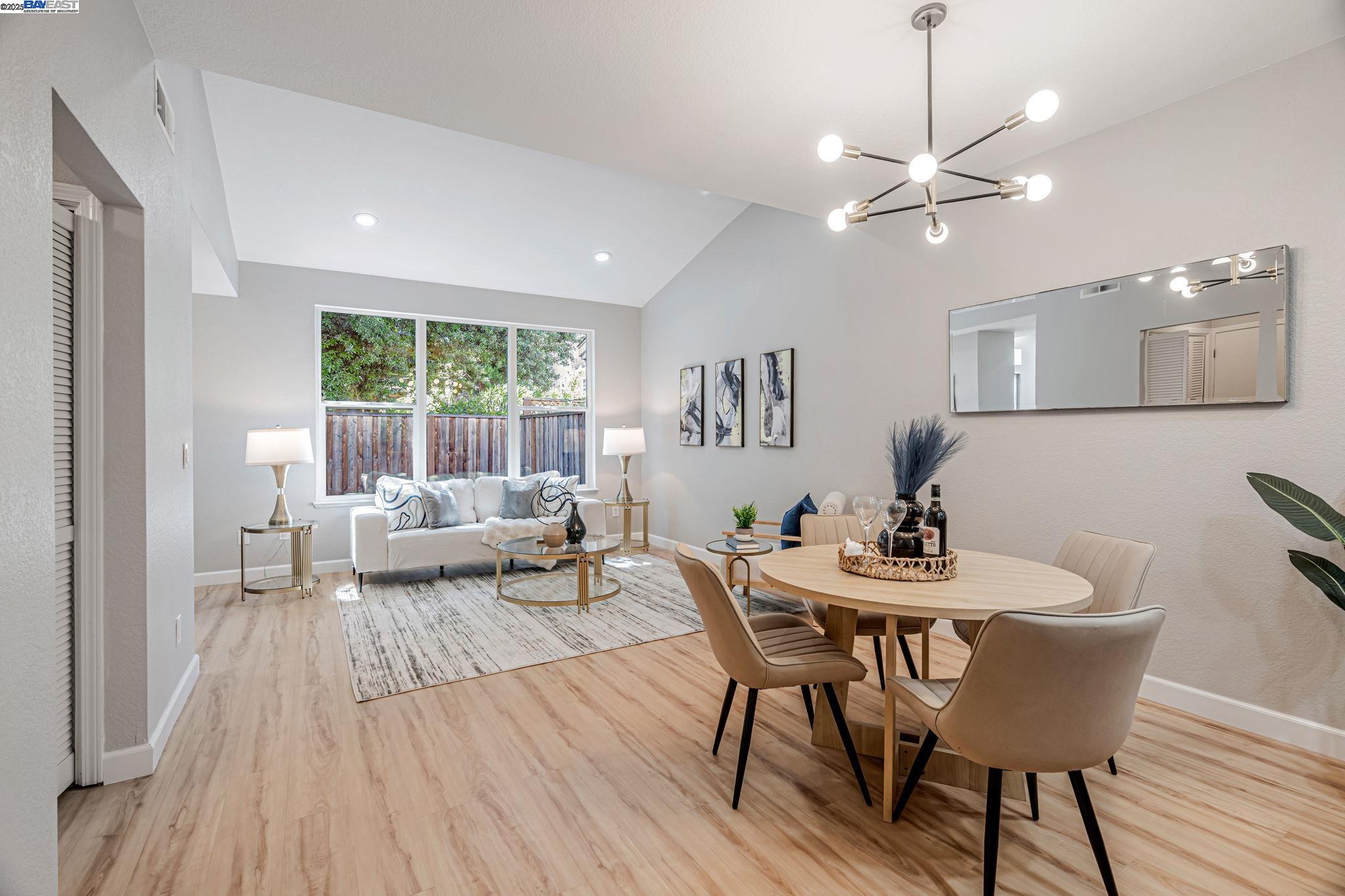 Detail Gallery Image 5 of 26 For 419 Saint Emilion Ct, Mountain View,  CA 94043 - 3 Beds | 2/1 Baths