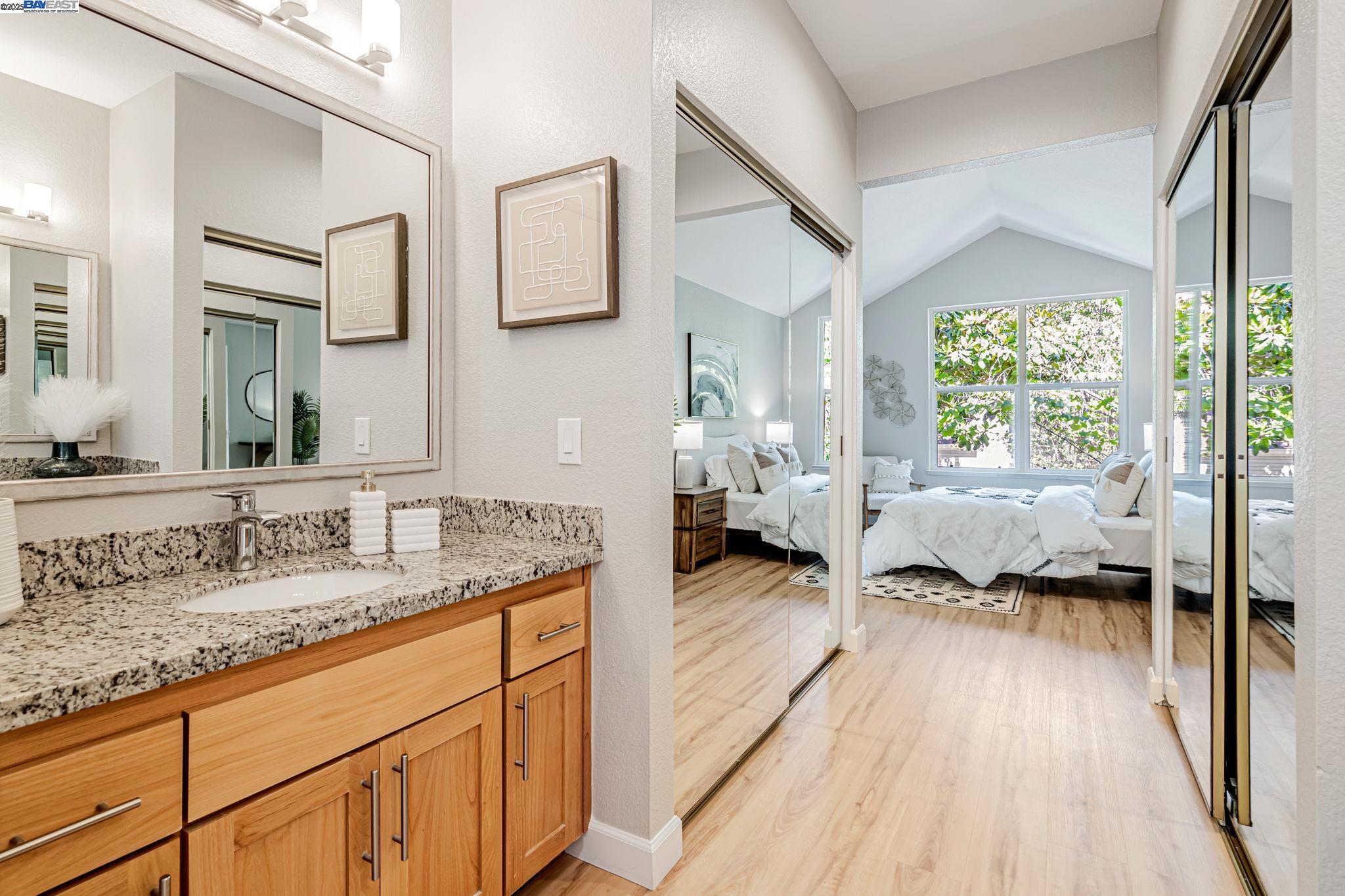 Detail Gallery Image 9 of 26 For 419 Saint Emilion Ct, Mountain View,  CA 94043 - 3 Beds | 2/1 Baths