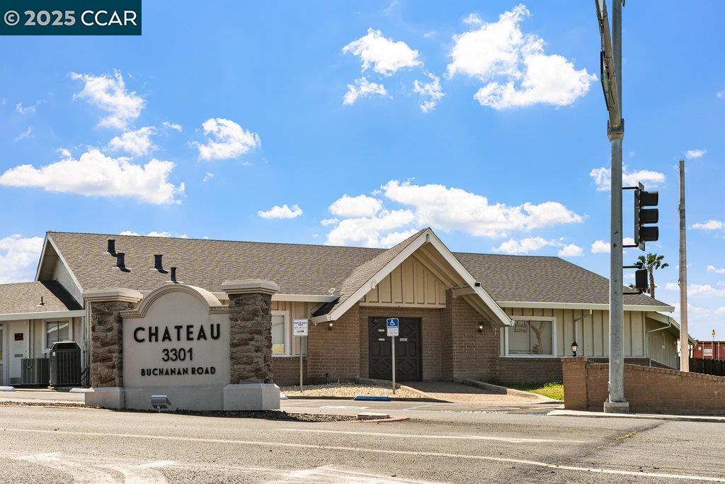 Detail Gallery Image 14 of 44 For 3301 Buchanan #99,  Antioch,  CA 94509 - 3 Beds | 2 Baths